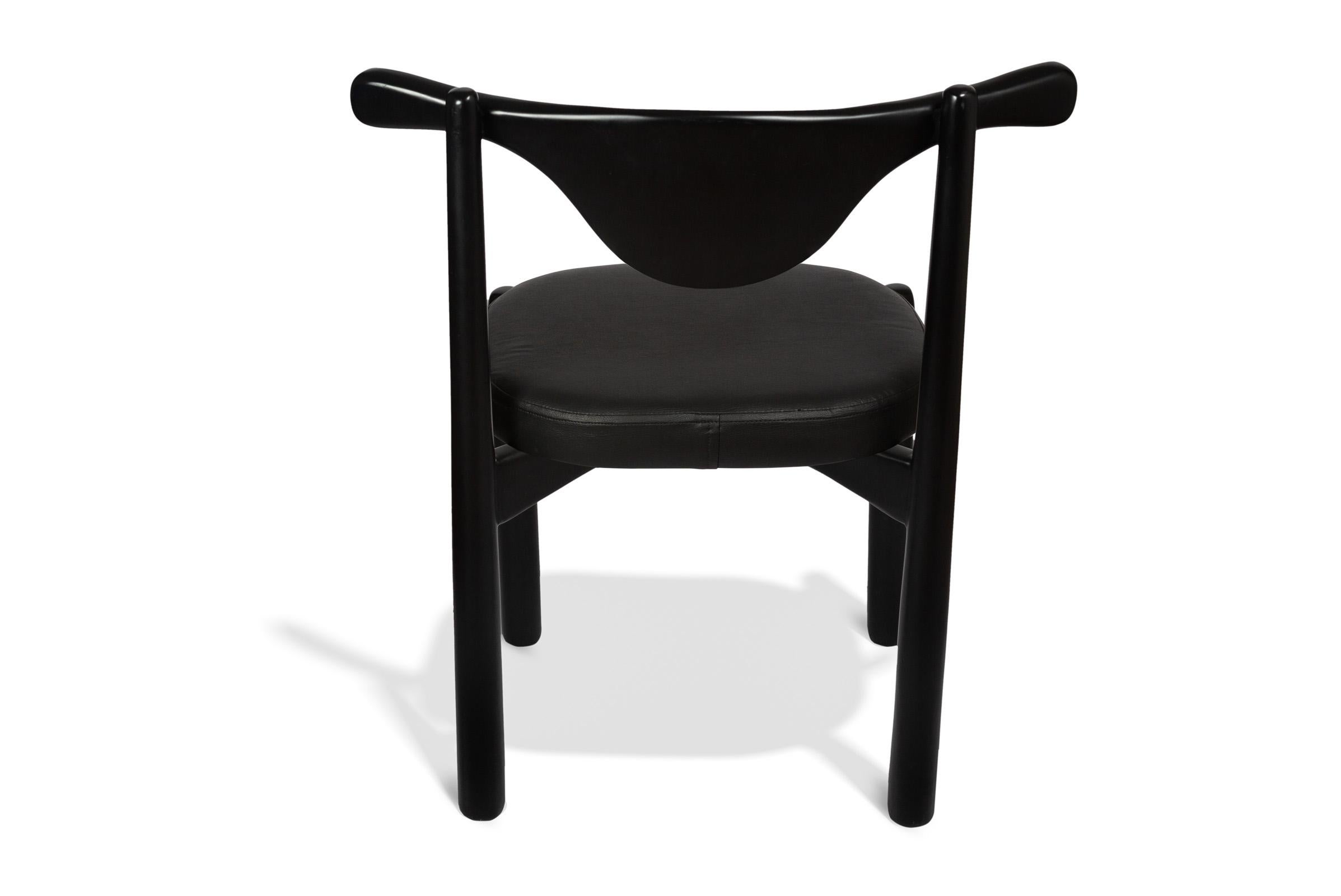 Contemporary Set of 02 Dinner Chairs Aratu in Matte Lacquer Finish Wood (fabric ref : F07) For Sale