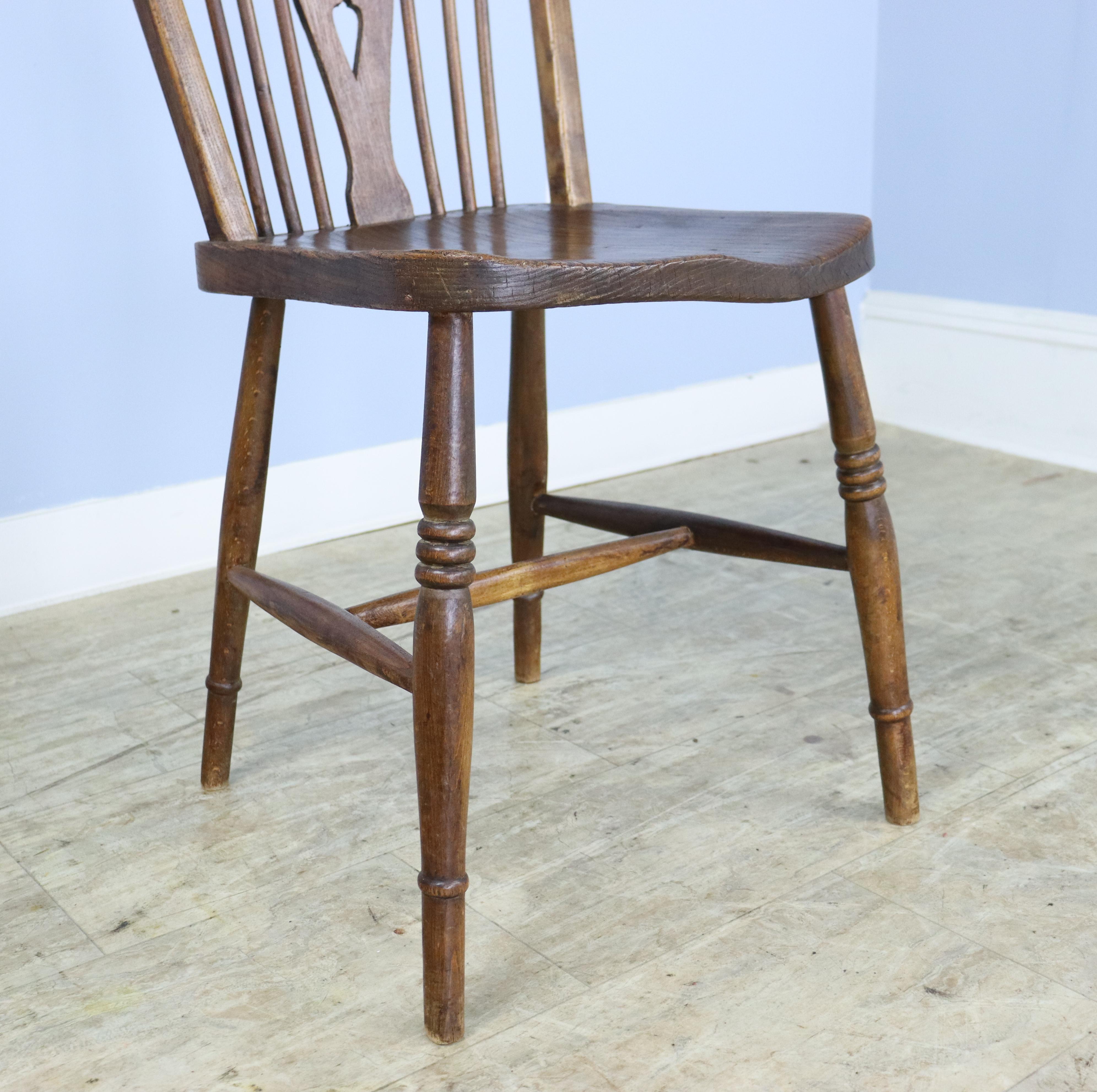 Set of 10 19th Century Elm Windsor Chairs 5