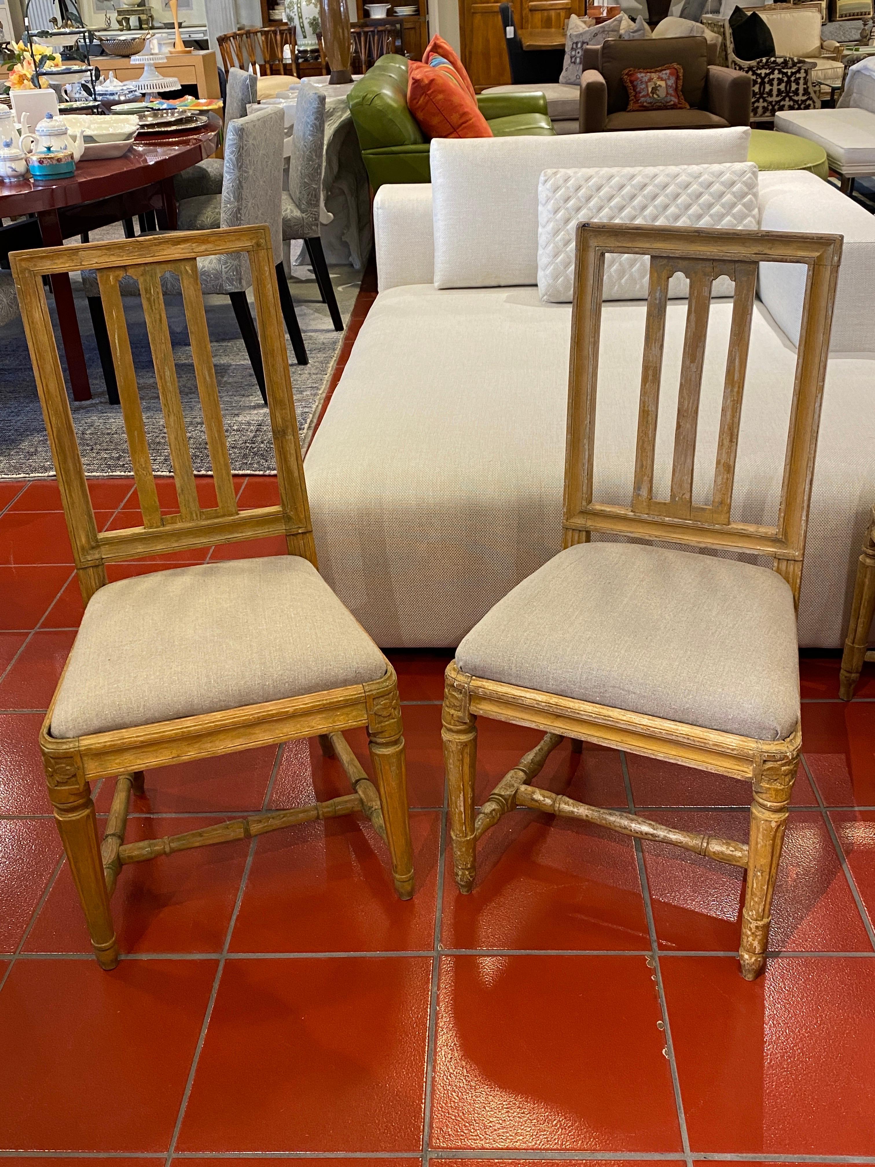 Set of 10 19th Century Gustavian Dining Chairs with Linen Cushions 3