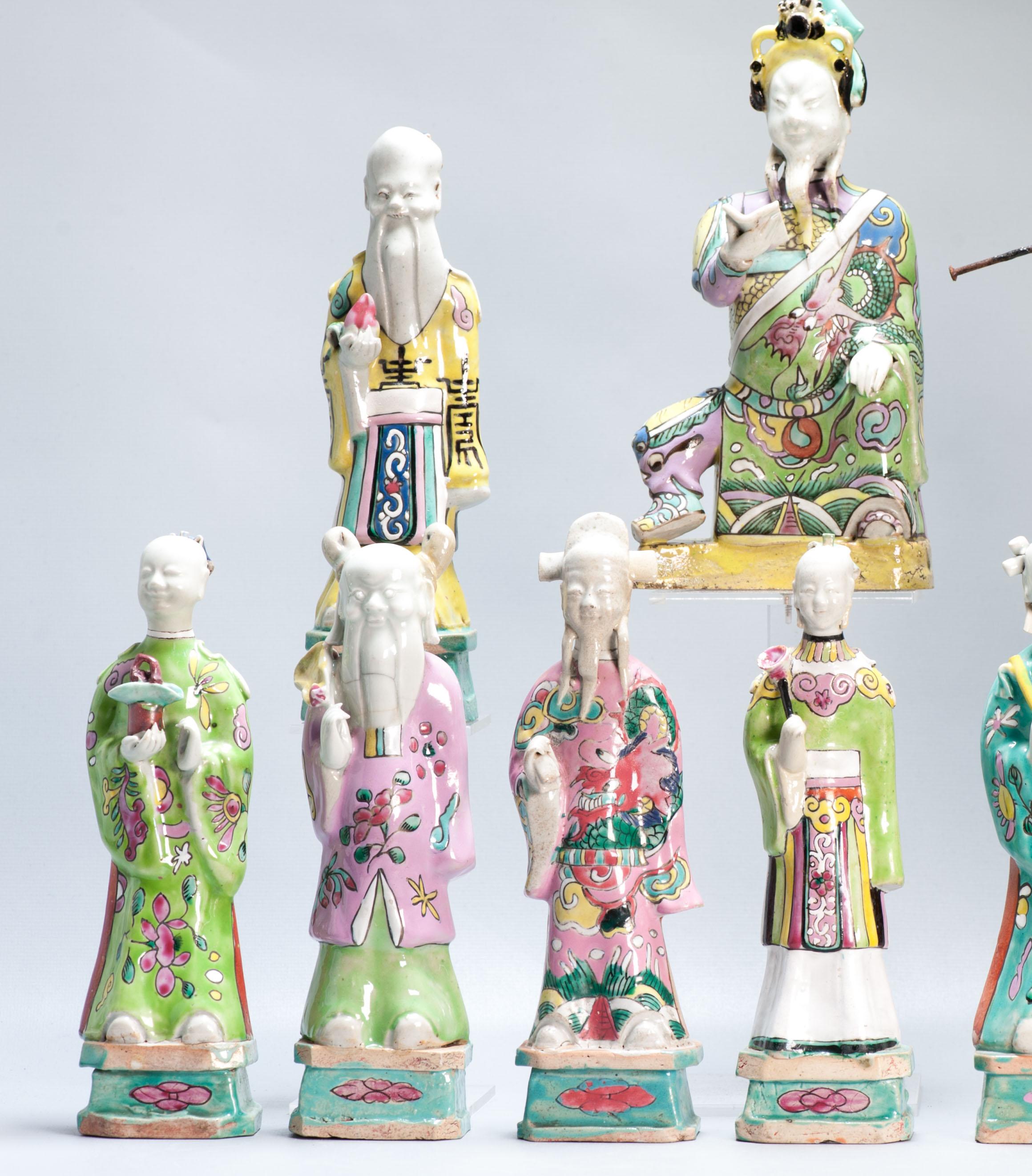 Qing Set di 10 antiche statue di immortali in porcellana cinese Qianlong del XVIII secolo C.C. in vendita
