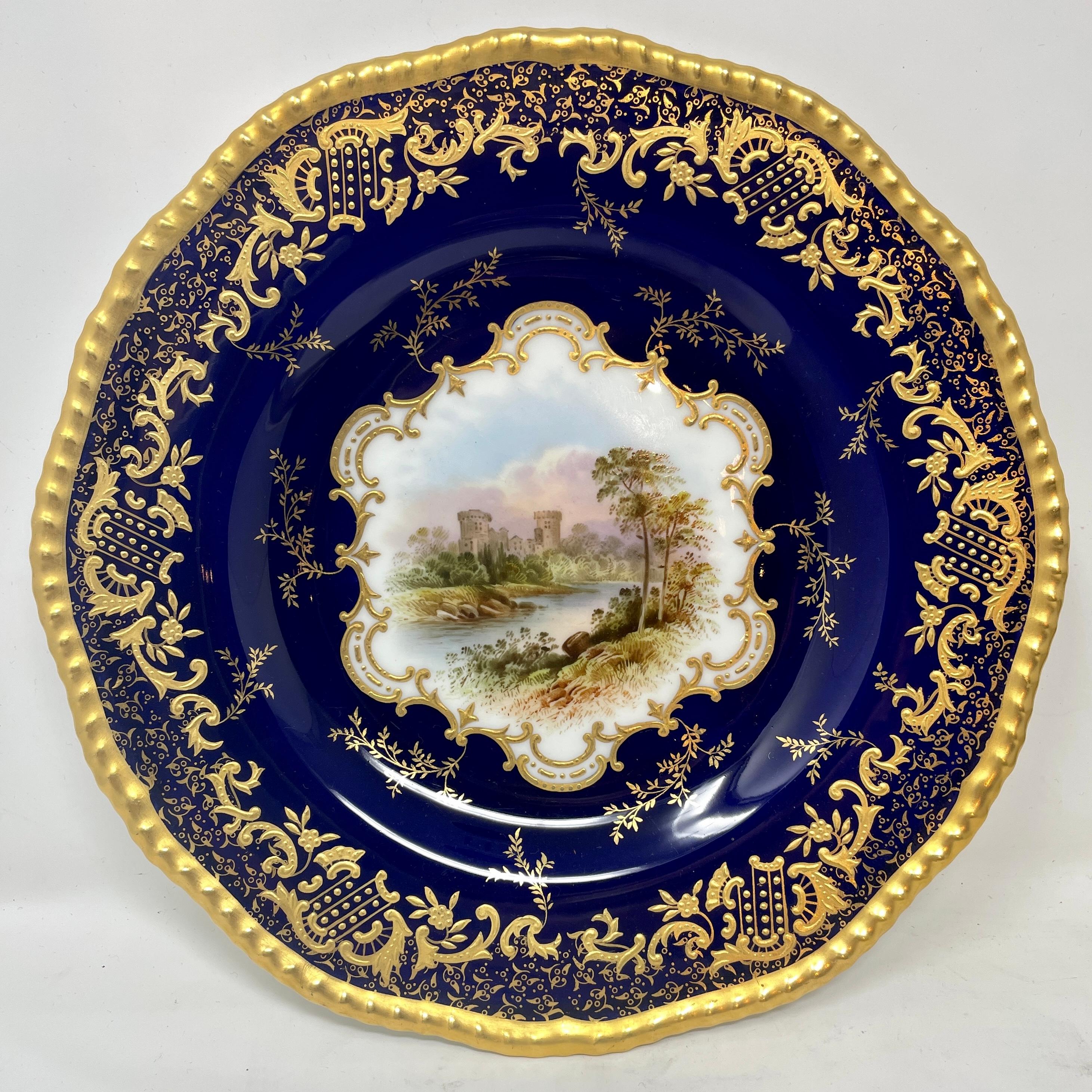 Ensemble de 10 assiettes anglaises anciennes en porcelaine de Coalport bleu cobalt et or, vers 1900. Bon état - En vente à New Orleans, LA