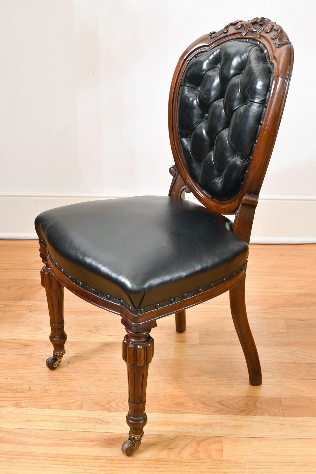 Early Victorian Set of 10 Antique English Victorian Dining Chairs with Black Tufted Leather