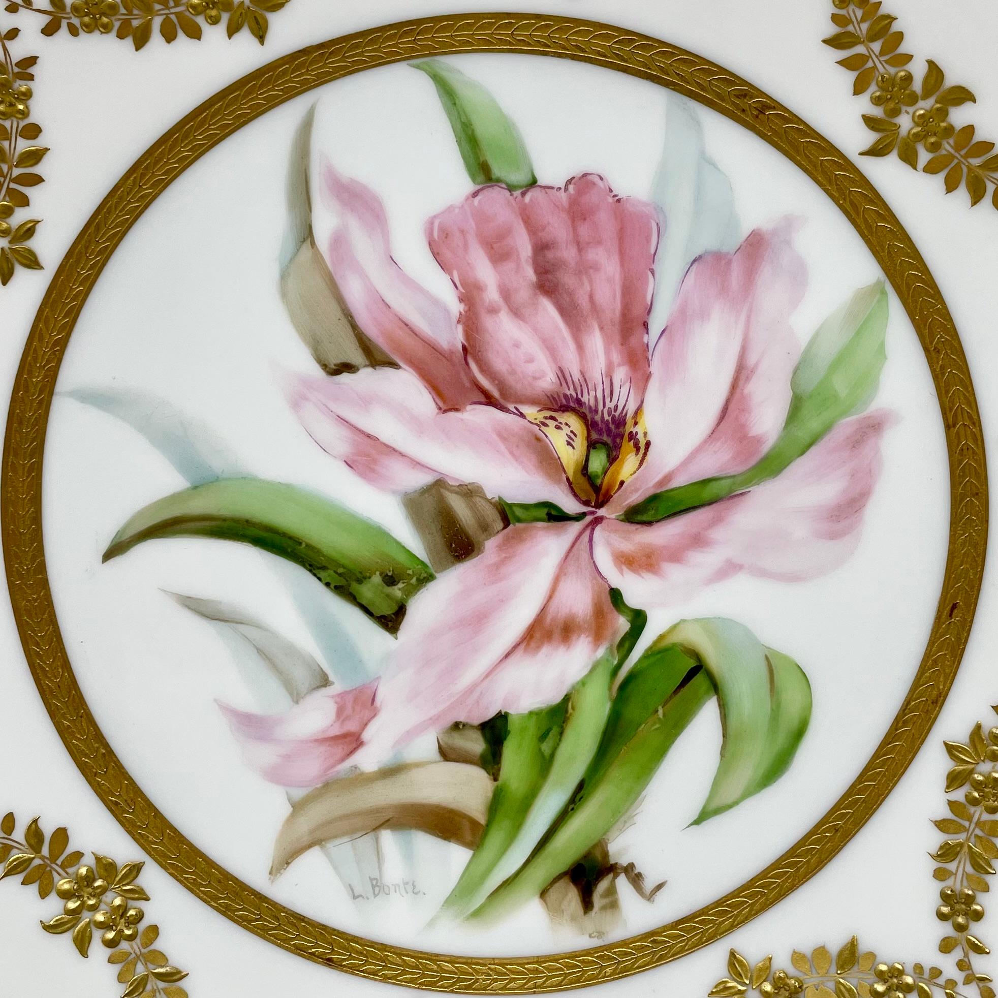 Satz von 10 Antique French Limoges Porzellan Hand-Painted Gold & Botanical Plates im Angebot 8