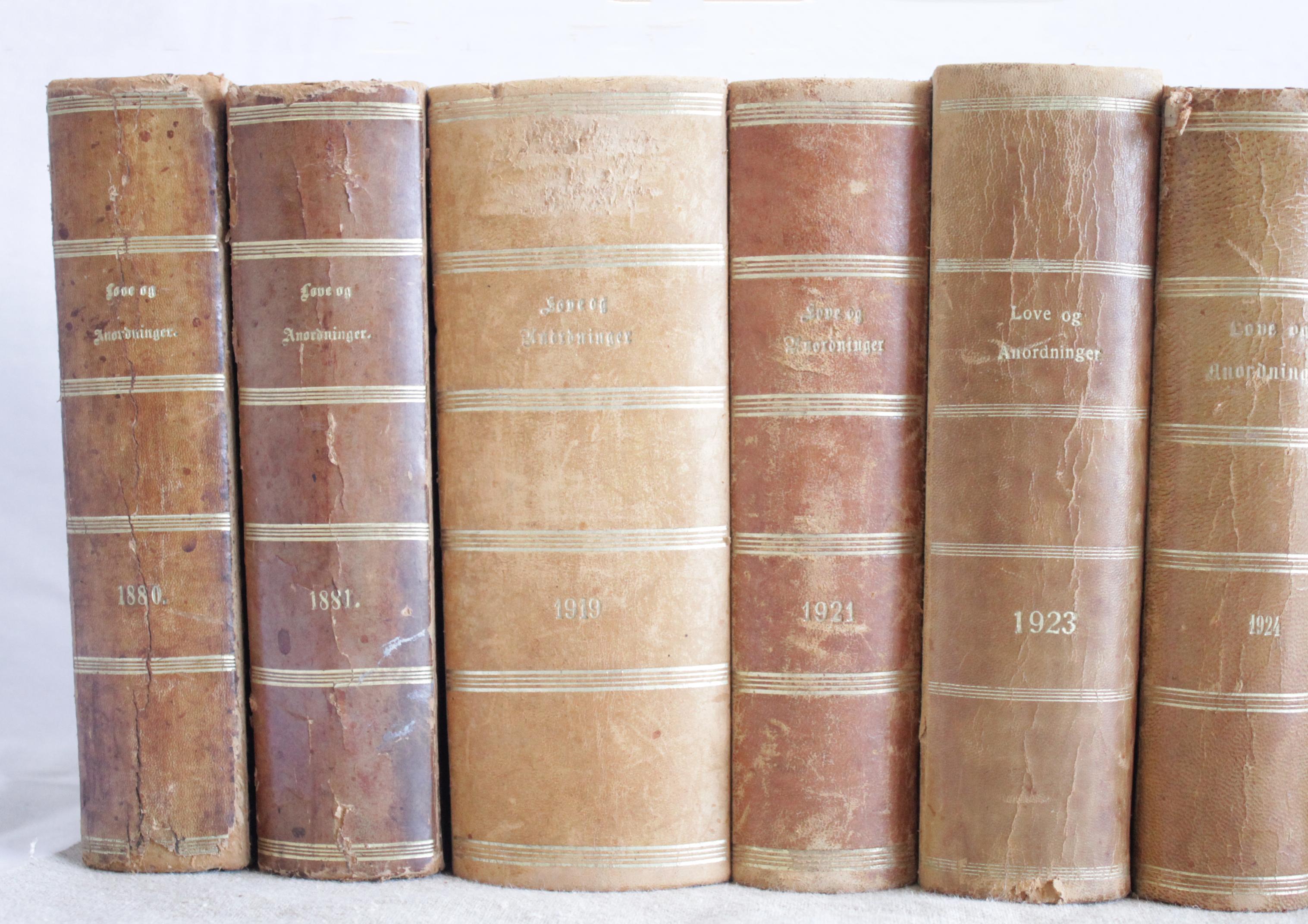 Set of 10 antique leather bound love books from Denmark
Measures: 1.5