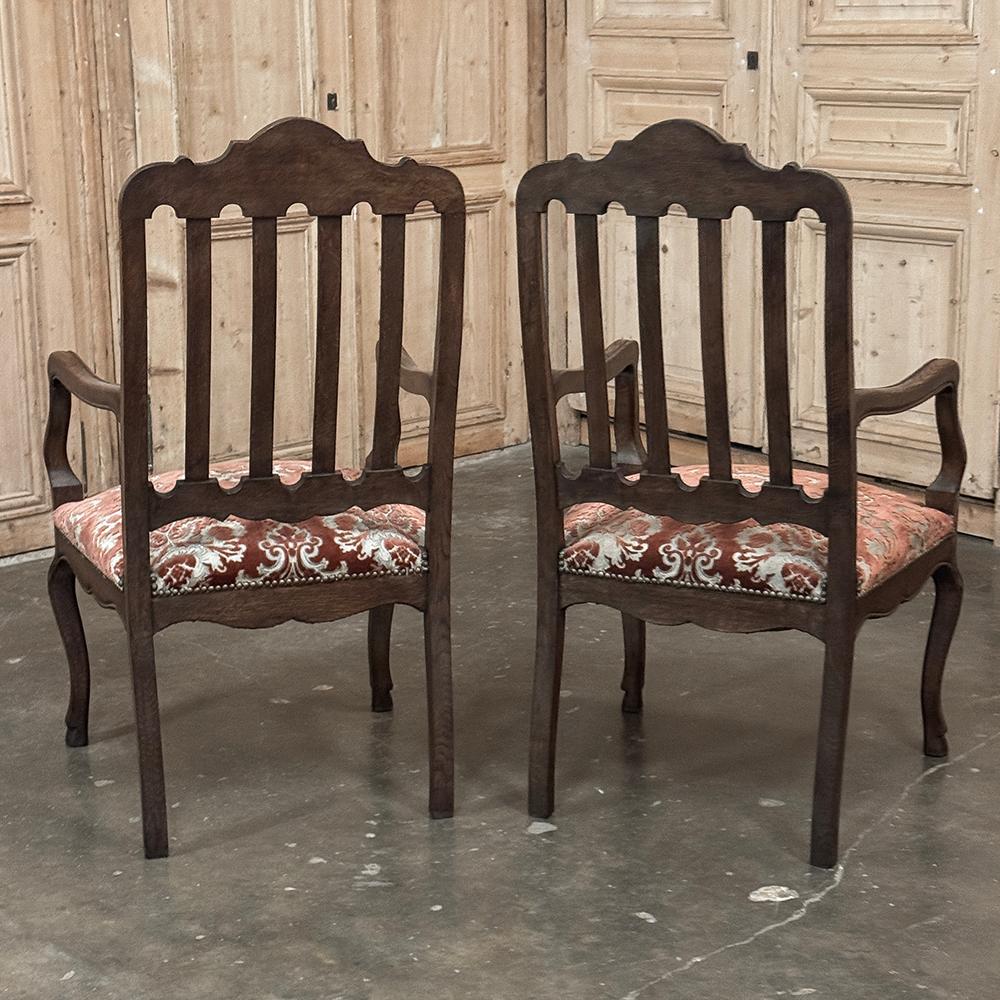 XX secolo Set di 10 sedie da pranzo antiche Liegoise con 2 poltrone in vendita