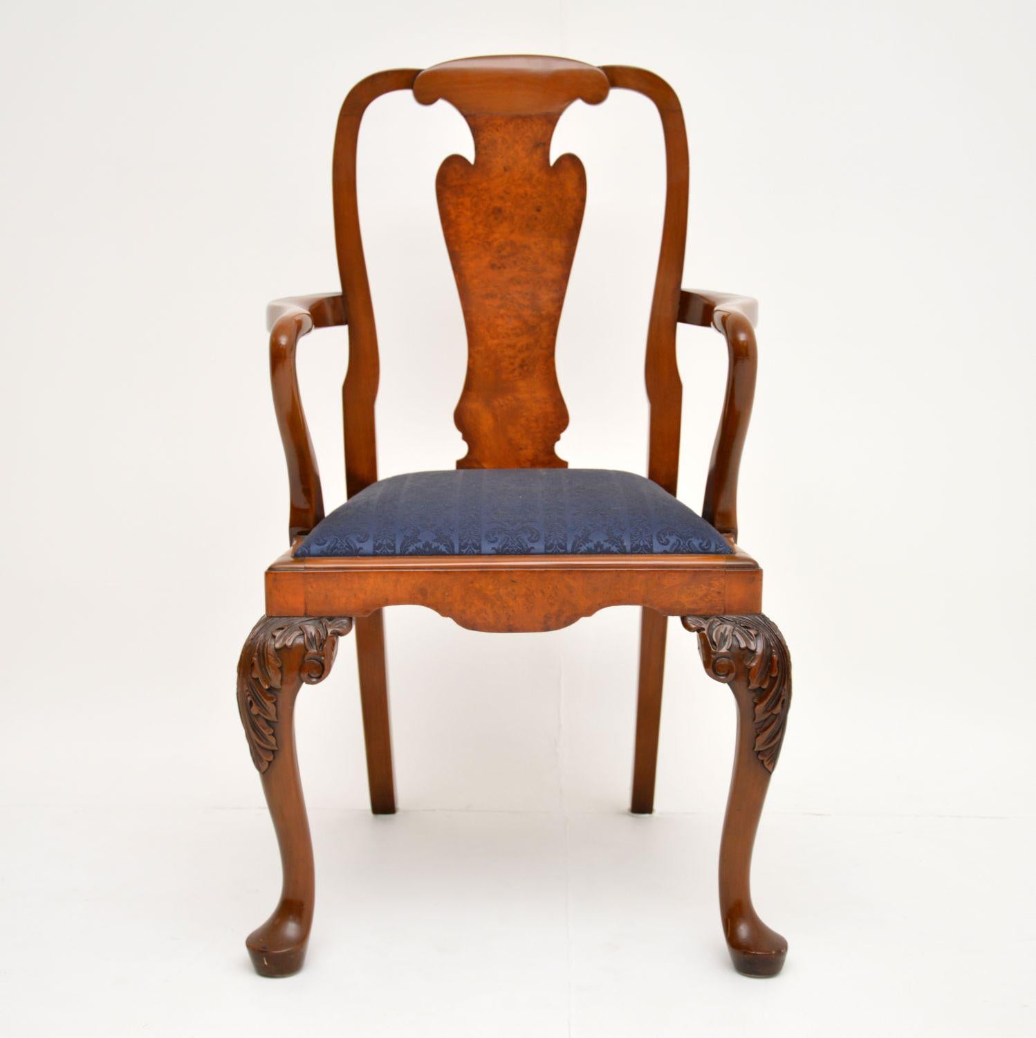 Set of 10 Antique Queen Anne Style Burr Walnut Dining Chairs In Good Condition In London, GB