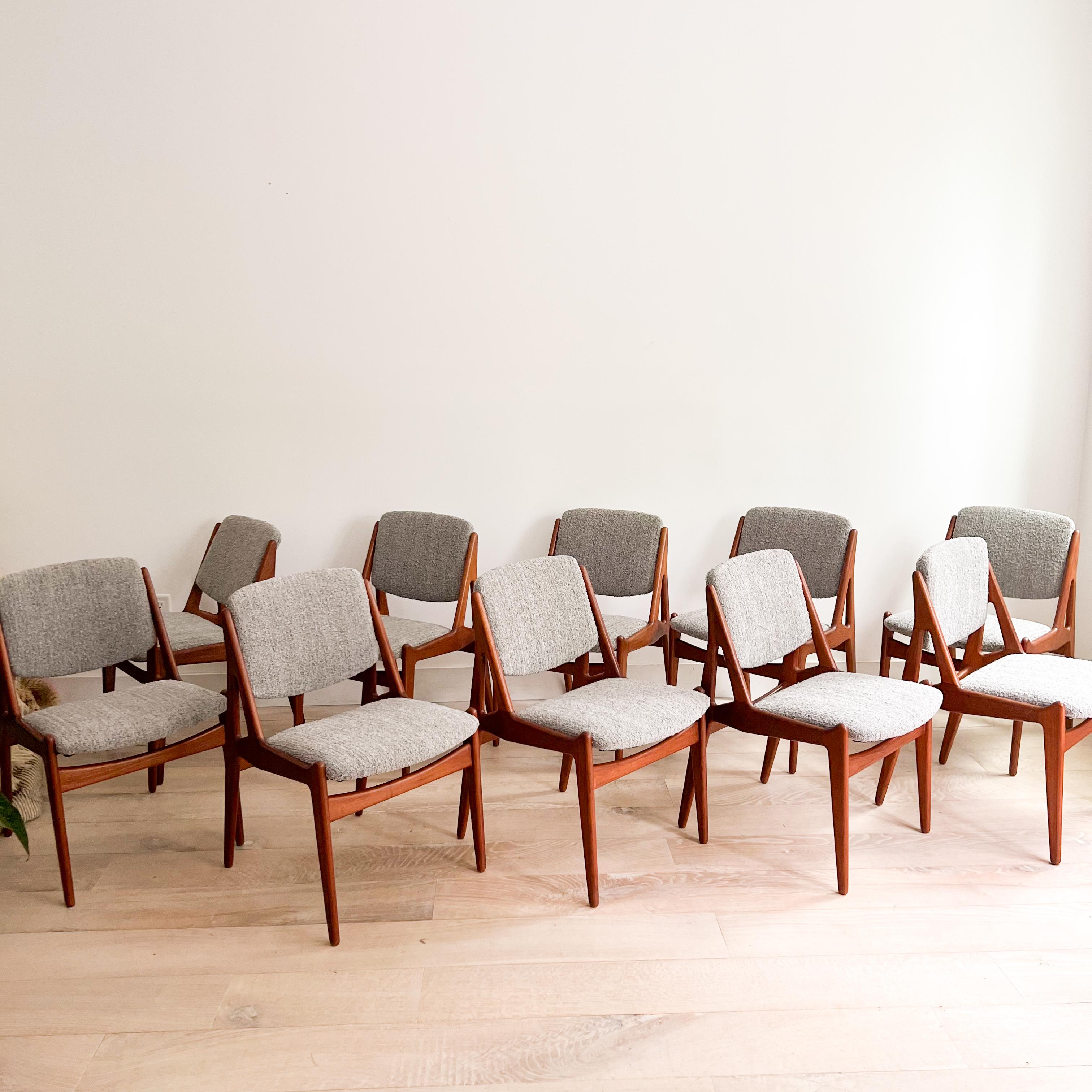 Set of 10 Arne Vodder Danish Teak Tilt Back Dining Chairs - New Upholstery 7