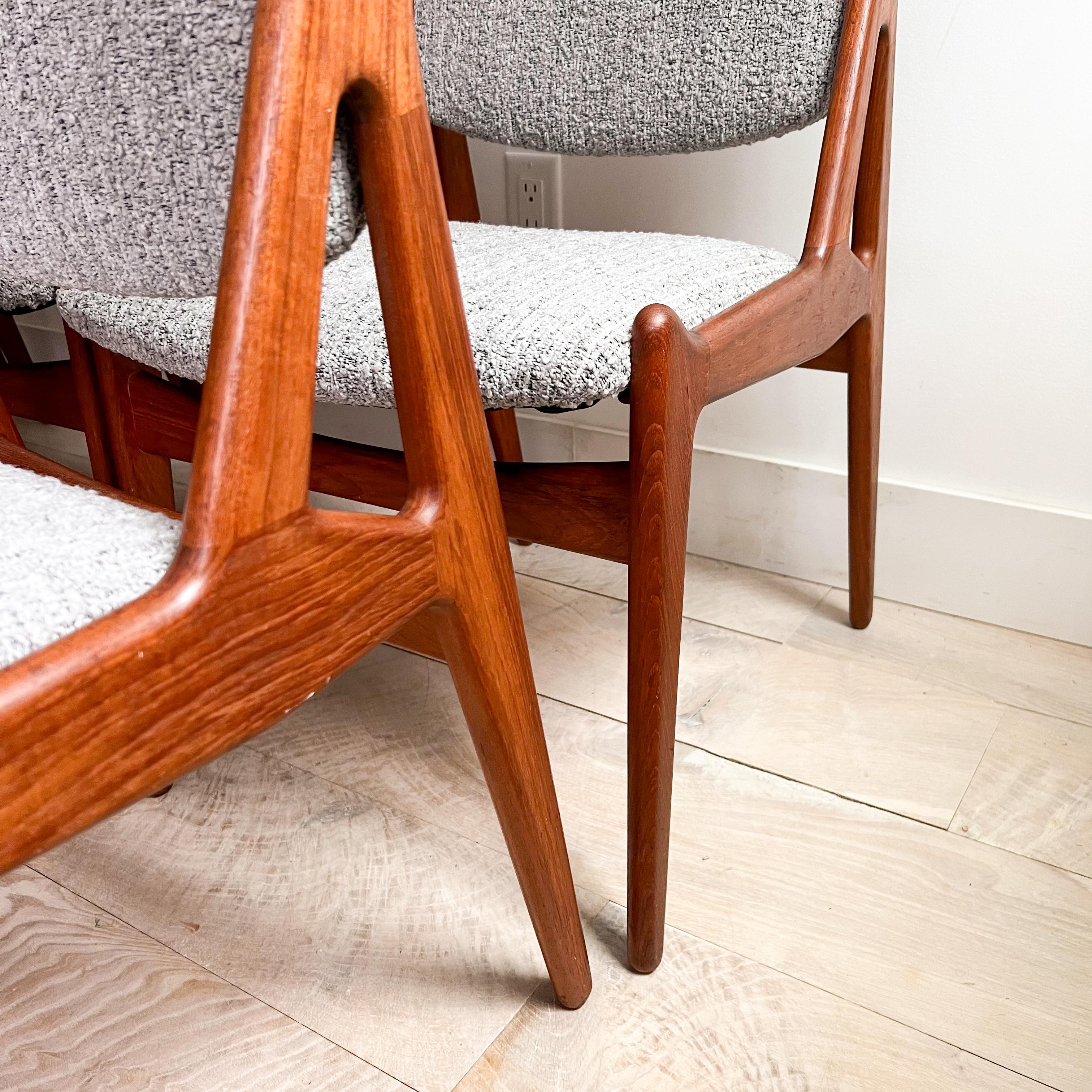 Set of 10 Arne Vodder Danish Teak Tilt Back Dining Chairs - New Upholstery 3