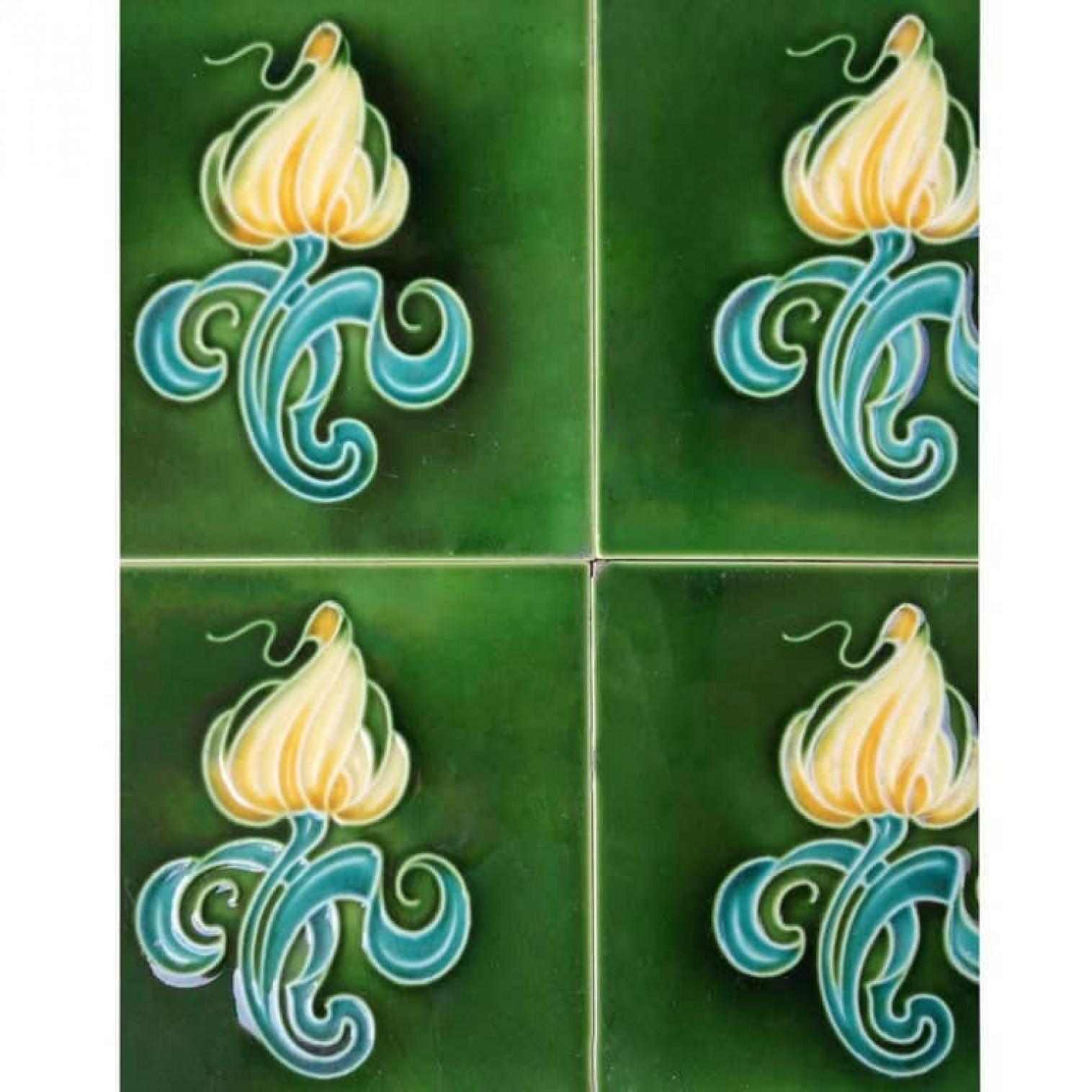 Céramique Ensemble de 10 carreaux Art Nouveau, par Gilliot Hemiksem, Belgique, vers les années 1930 en vente