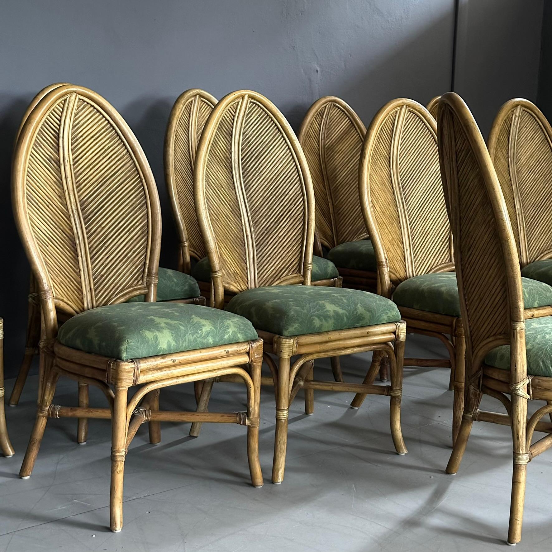 Late 20th Century Set of 10 bamboo chairs, 70s leaf backrest, Neocolonial style For Sale