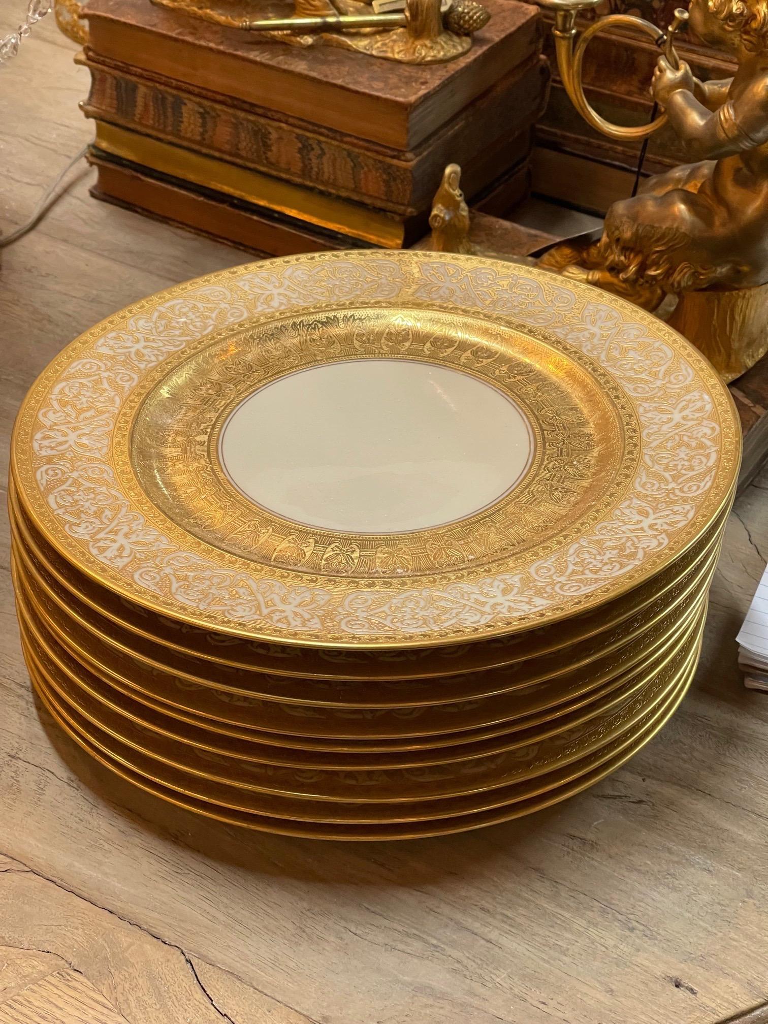 Set of 10 Bavarian China Gold Encrusted Dinner Plates In Good Condition In Dallas, TX