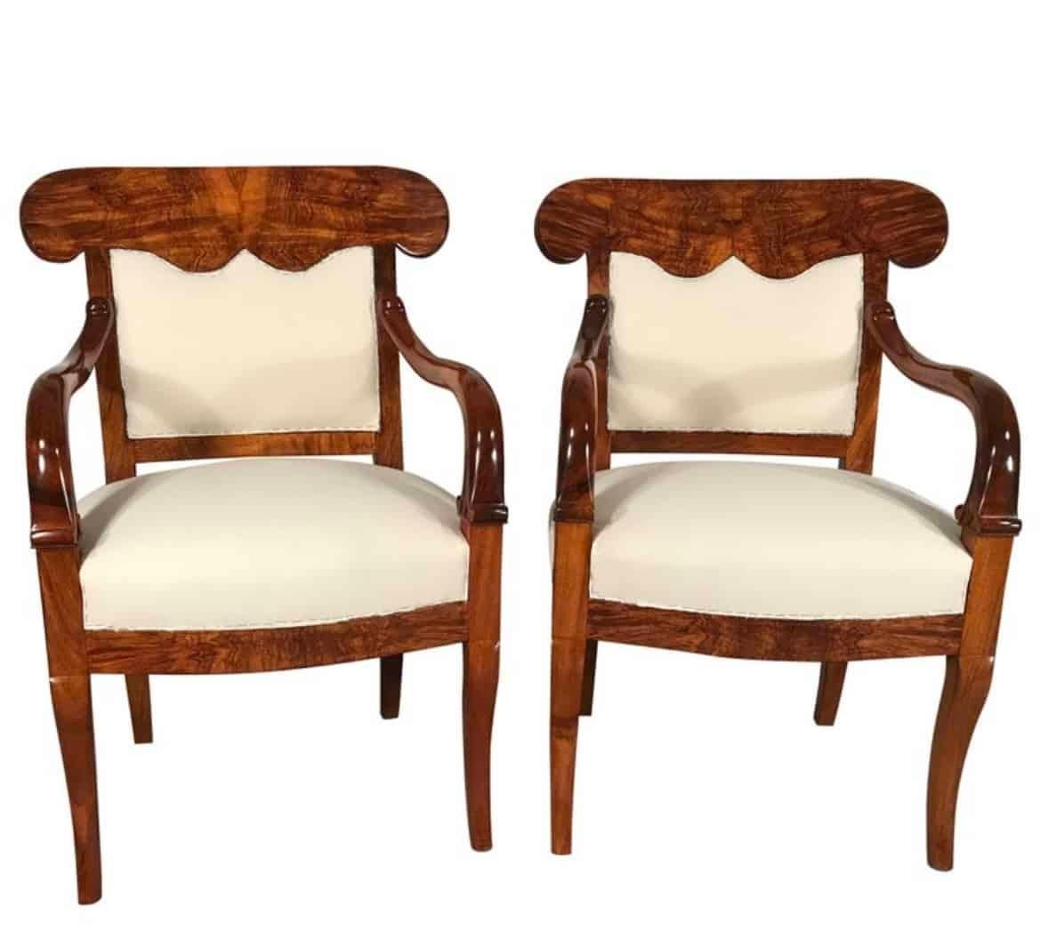 Set of 10 Biedermeier Chairs, South Germany 1820-30, Walnut 9