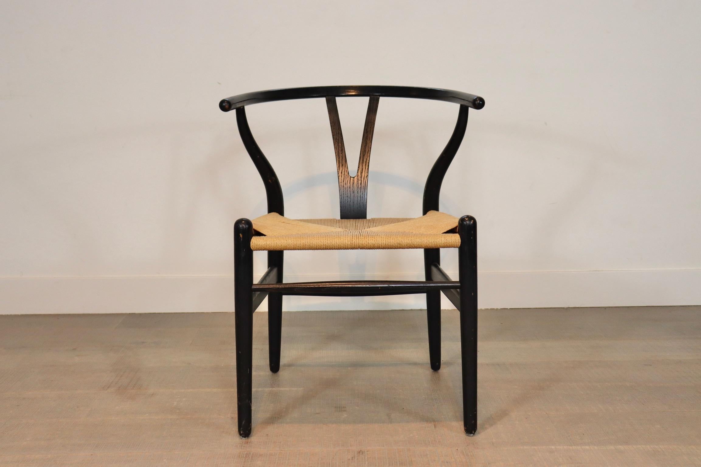Mid-20th Century Set of 10 Black Frame CH24 Wishbone Chairs by Hans J. Wegner for Carl Hansen 60s