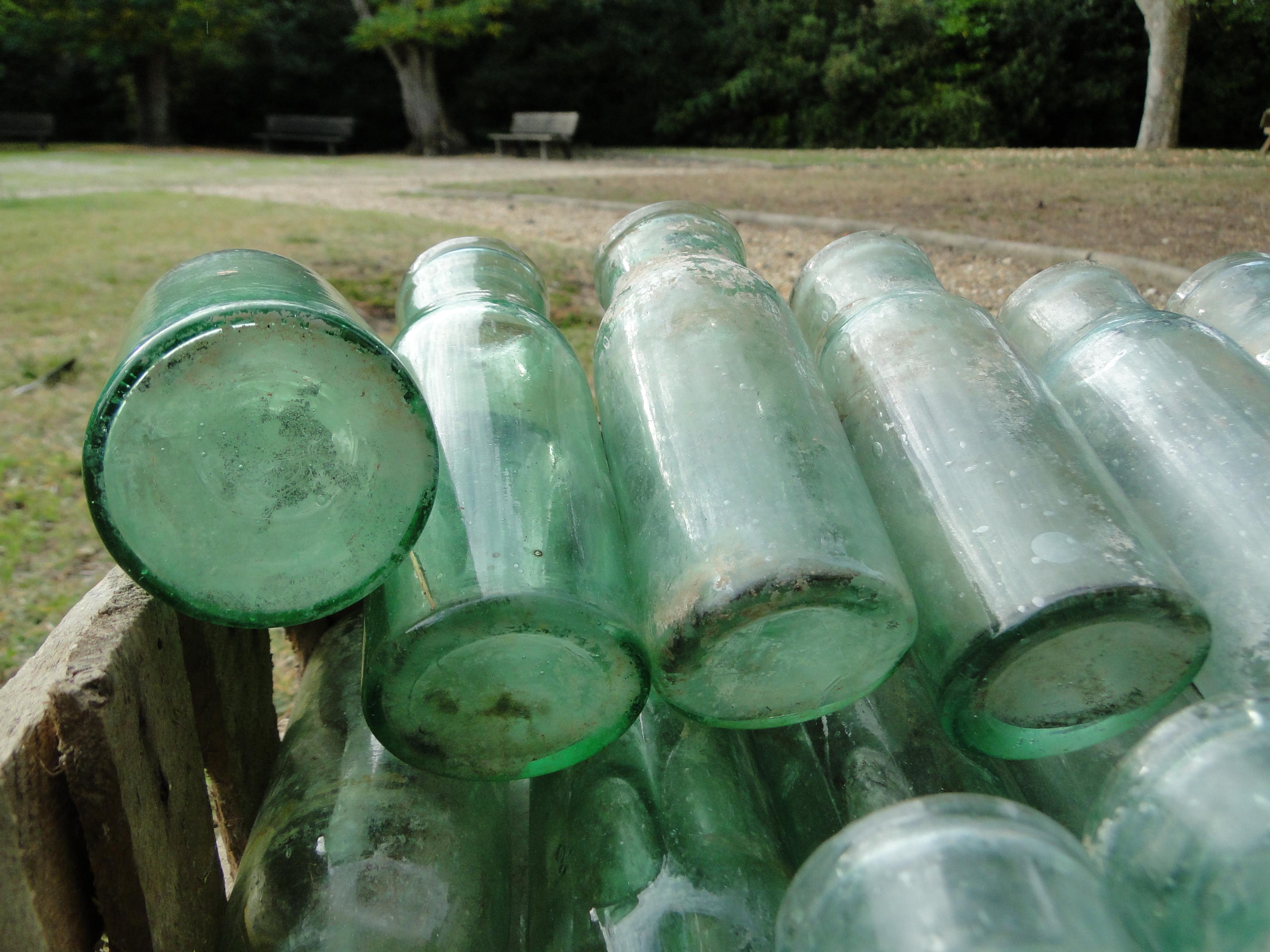 10 bottiglie di vetro soffiato Camera d'uva Thomery Moissac Francia In condizioni buone in vendita a Lège Cap Ferret, FR