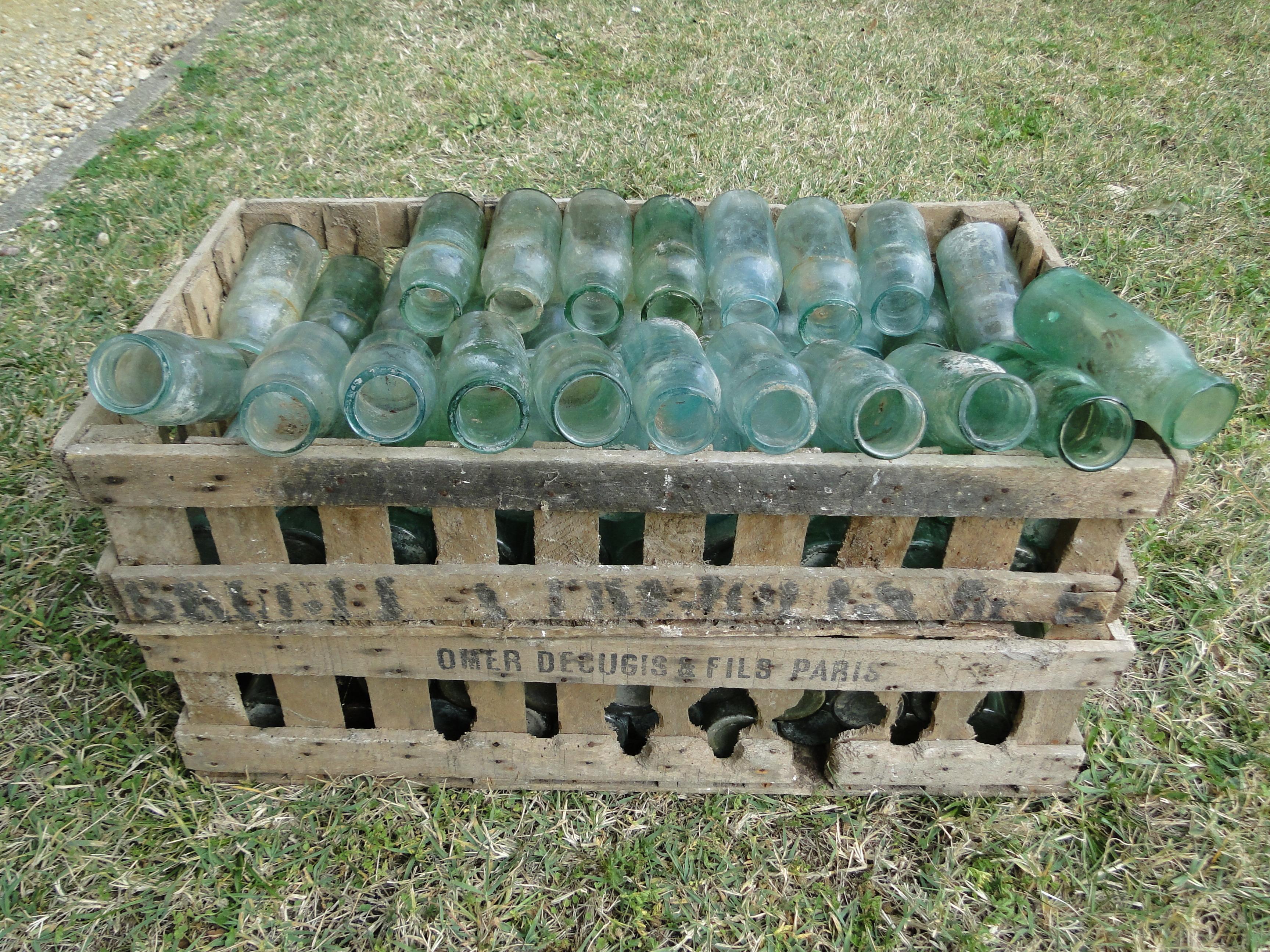  10 bouteilles en verre soufflé de chambre à raisin Thomery Moissac France en vente 1