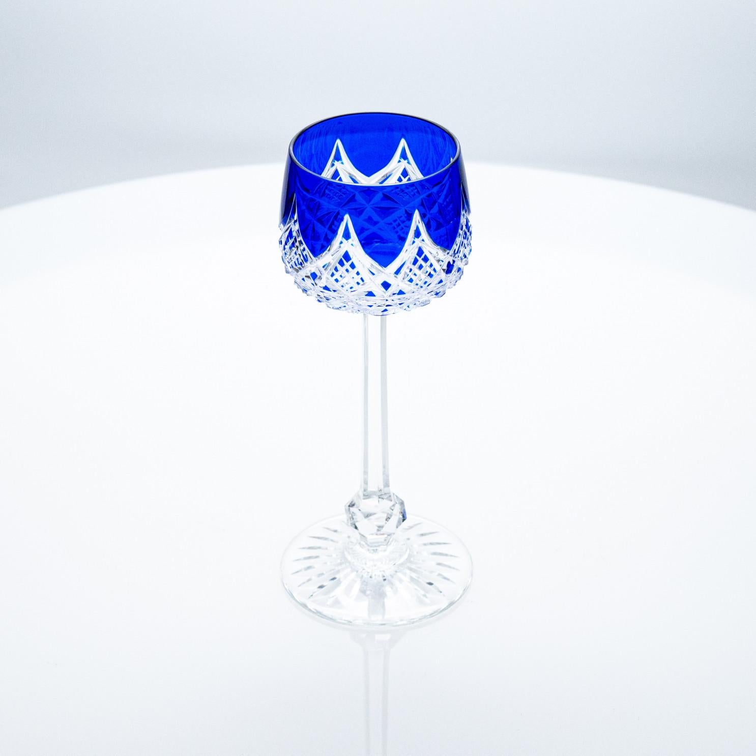 Set von 10 blauen Baccarat-Kristallgläsern, Frankreich im Angebot 1