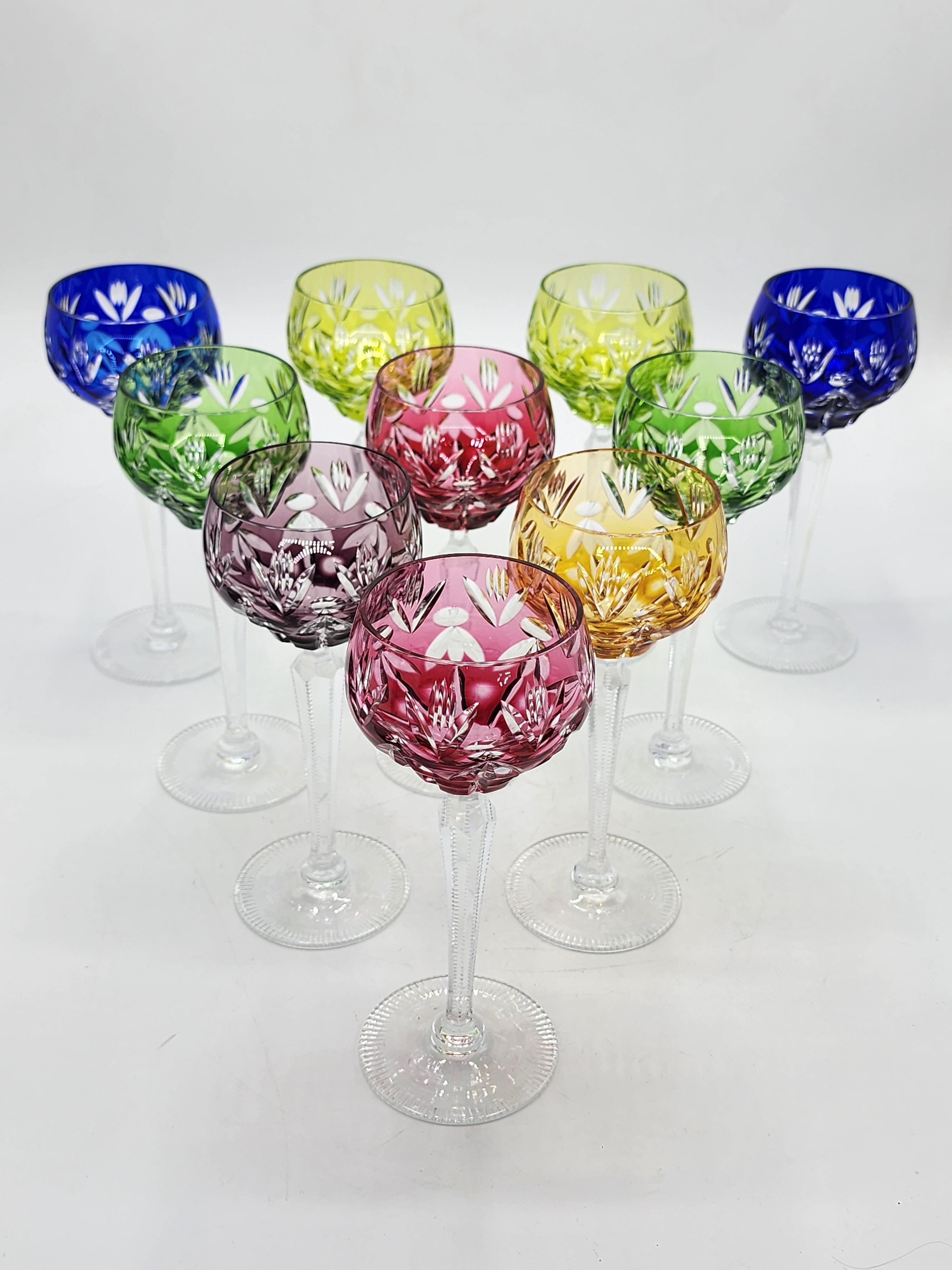 Set of 10 Bohemian crystal glasses, Römer design from 1960.
This stunning set of 10 Bohemian crystal Römer glasses is a true treasure from the 1960s. Each glass is a work of art, with a design that captures the essence of the golden age of Czech