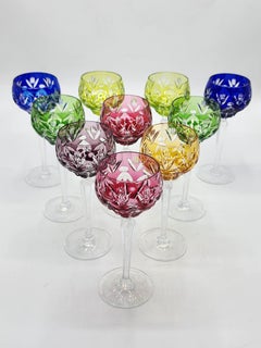 Satz von 10 böhmischen Kristallgläsern, Römer-Design von 1960.