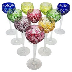 Lot de 10 verres en cristal de Bohême, design Römer de 1960.