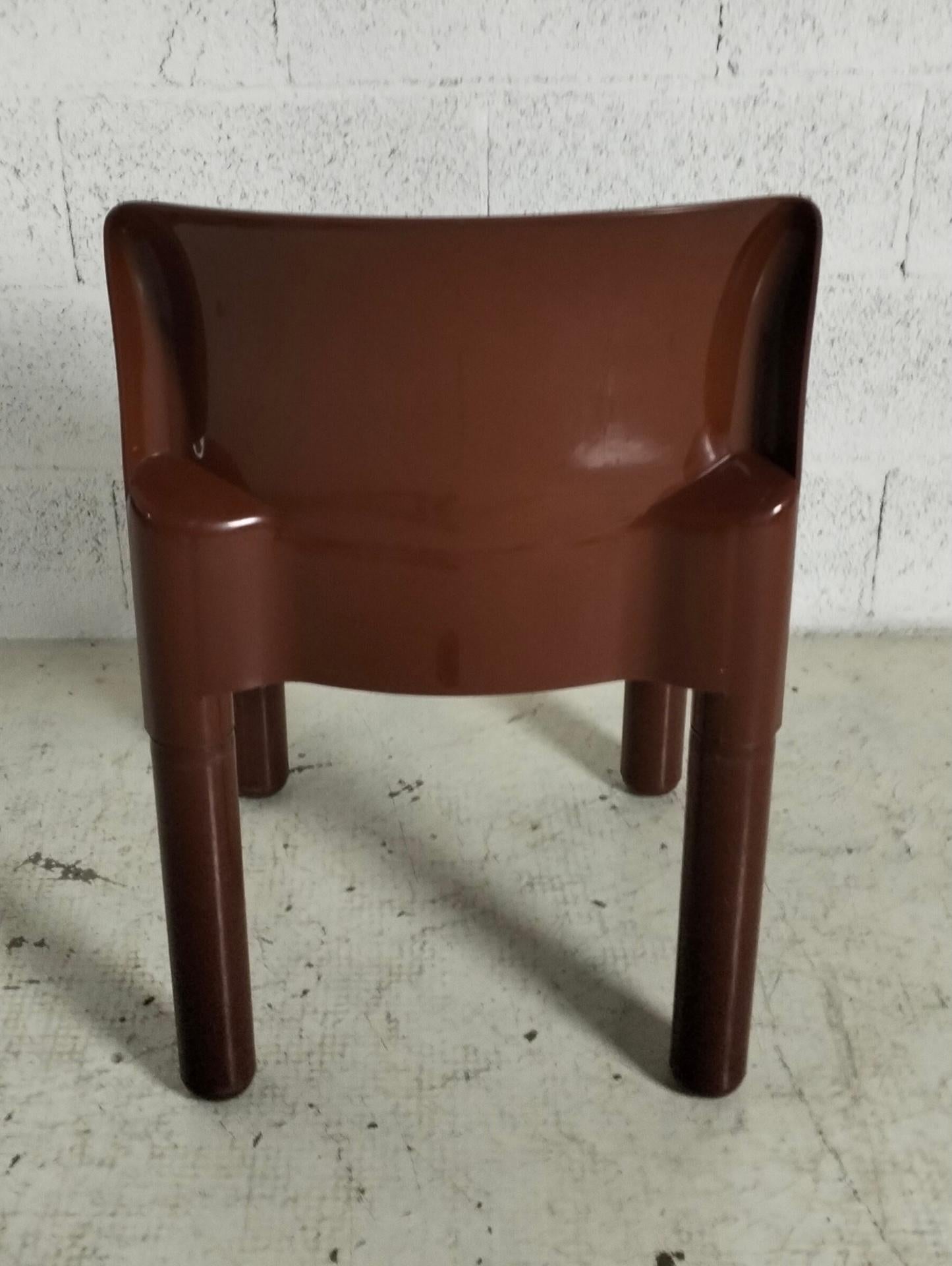 Satz von 10 braunen Stühlen 4875 mod. von C.Bartoli für Kartell 70s im Angebot 5