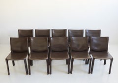 Lot de 10 chaises de salle à manger en cuir chocolat CAB 412 par Mario Bellini, Cassina 1980