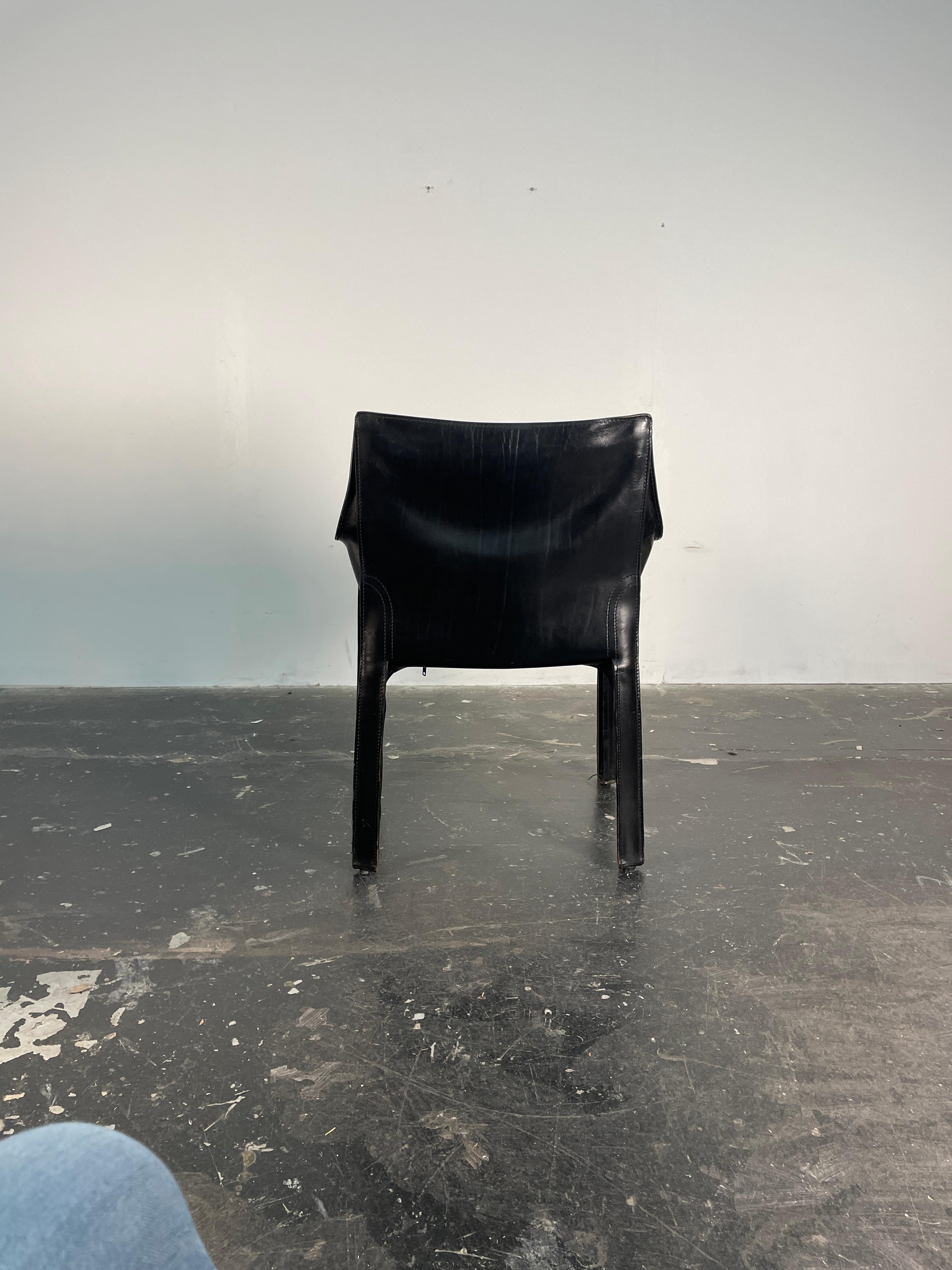 Satz von 10 Stühlen Cab Modell #413 von Mario Bellini für Cassina (Ende des 20. Jahrhunderts) im Angebot