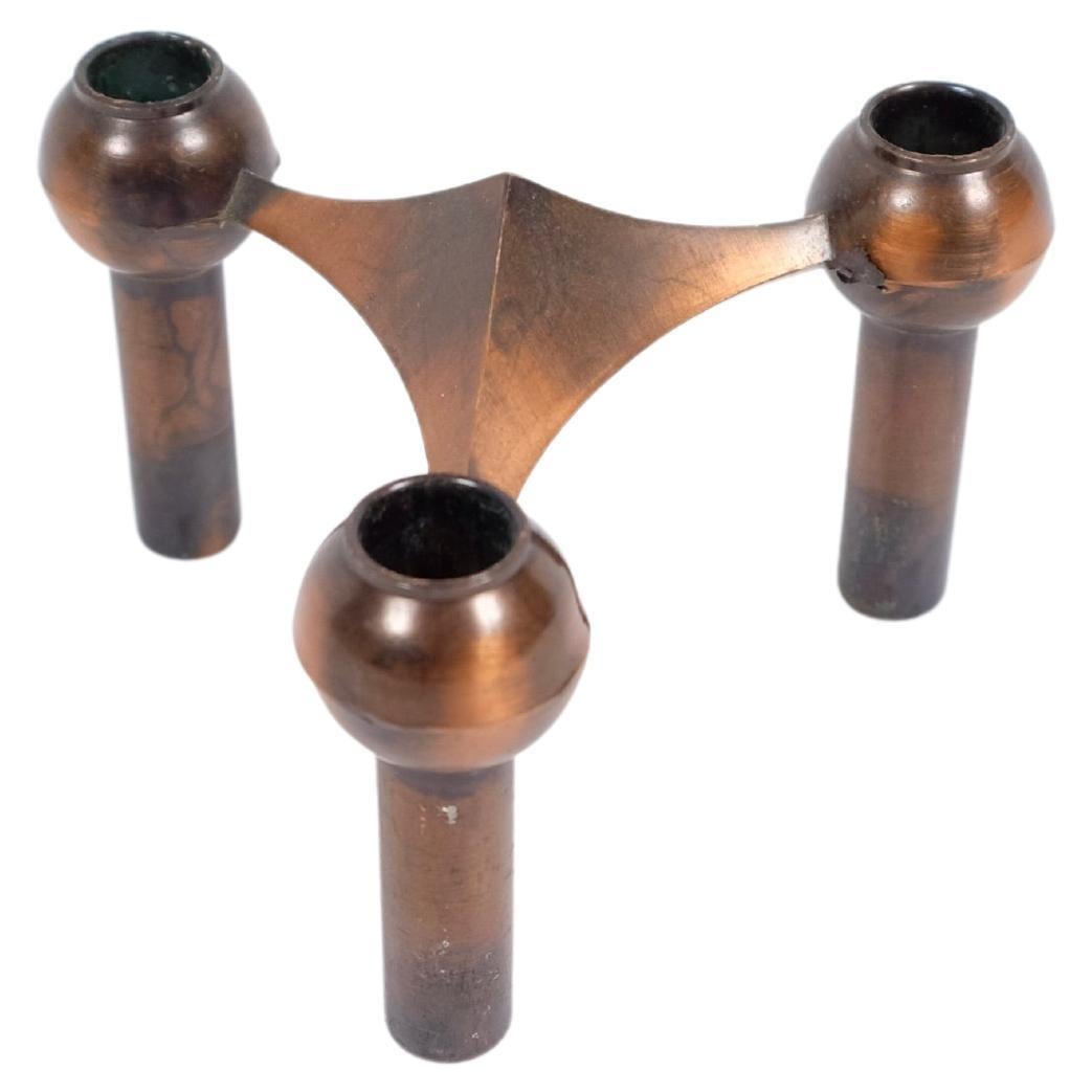 Beautiful modular candle holders in copper pleated metal.
Rarely seen in this material.
The price is for 10 units as shown on the 1st picture.
Can be used as a sculpture built from multiple pieces.