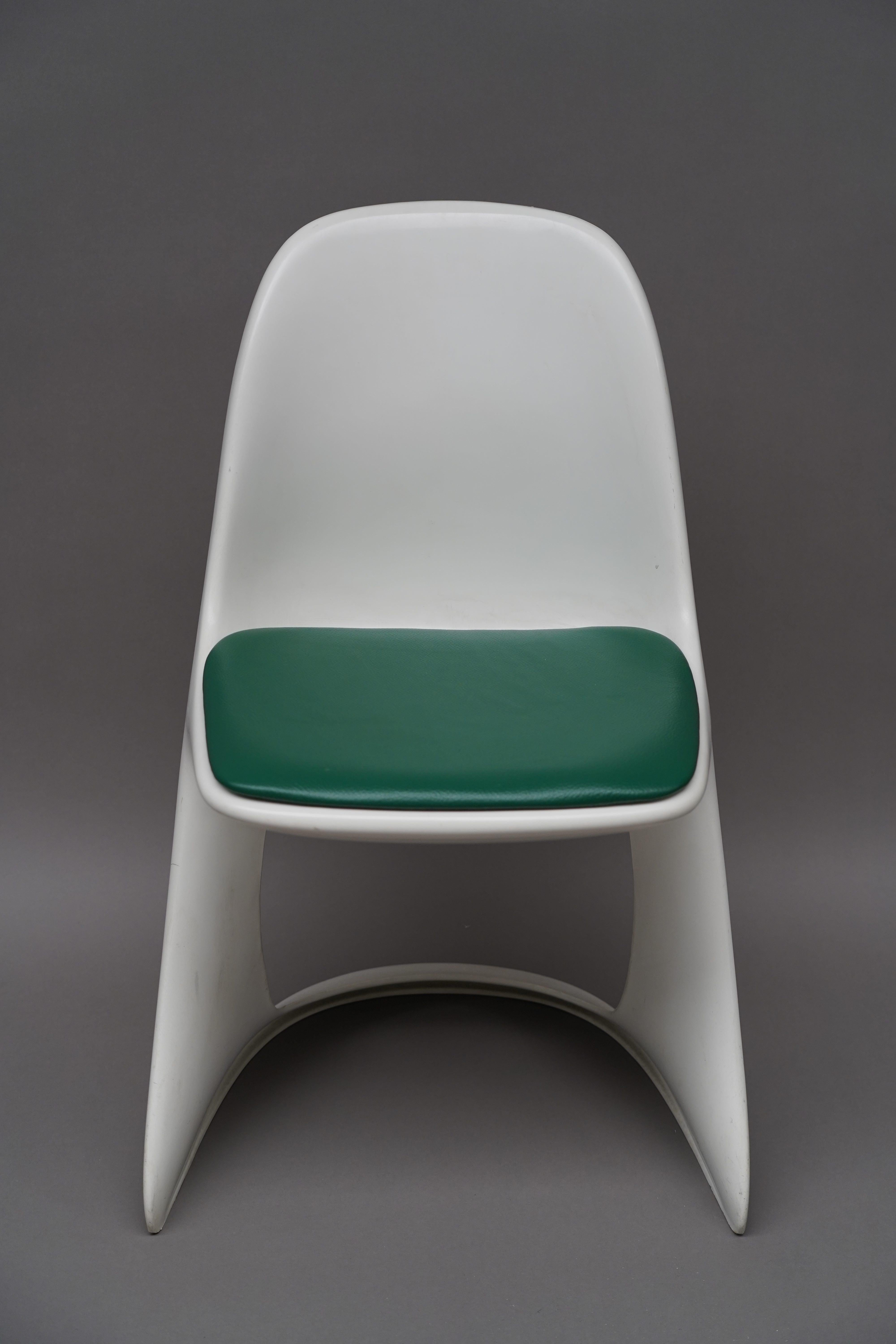 Set von 10 Stühlen von Casala und Alexander Begge (21. Jahrhundert und zeitgenössisch) im Angebot
