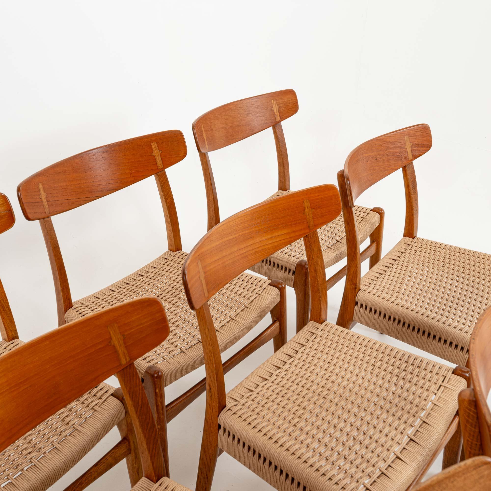 Corda di carta Set di 10 sedie CH23 di Hans Wegner per Carl Hansen & Son in Oak e Teak in vendita