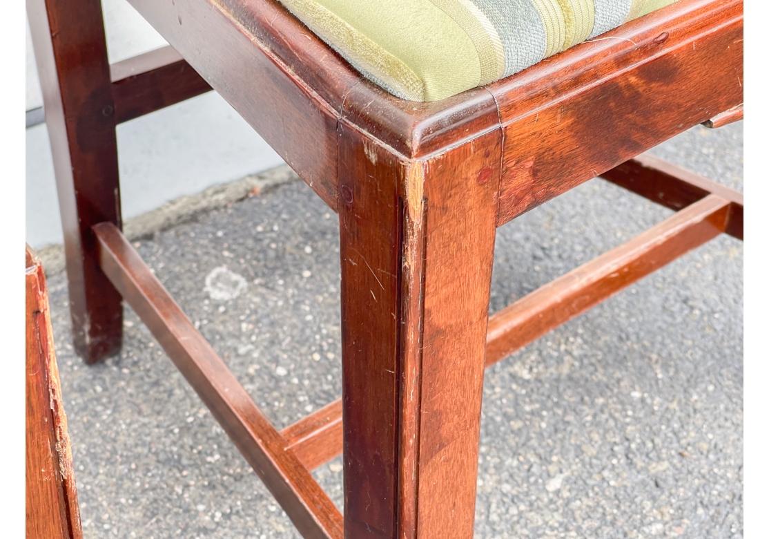 Set di 10 sedie da pranzo in stile Chippendale per Restauro in vendita 2