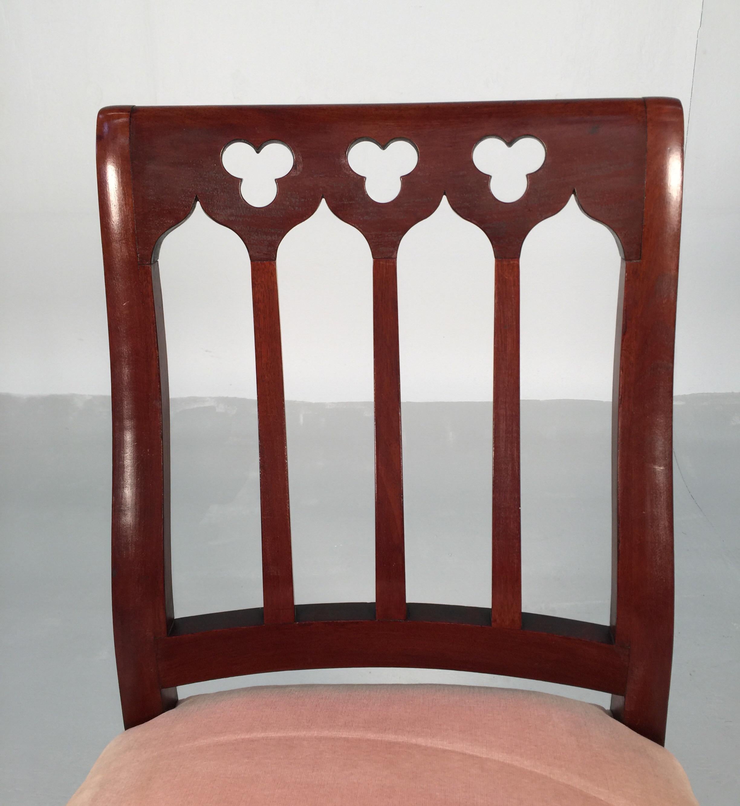 Set of 10, circa 1850s Gothic Revival Upholstered Dining Chairs, by John Jelliff In Good Condition In Lambertville, NJ