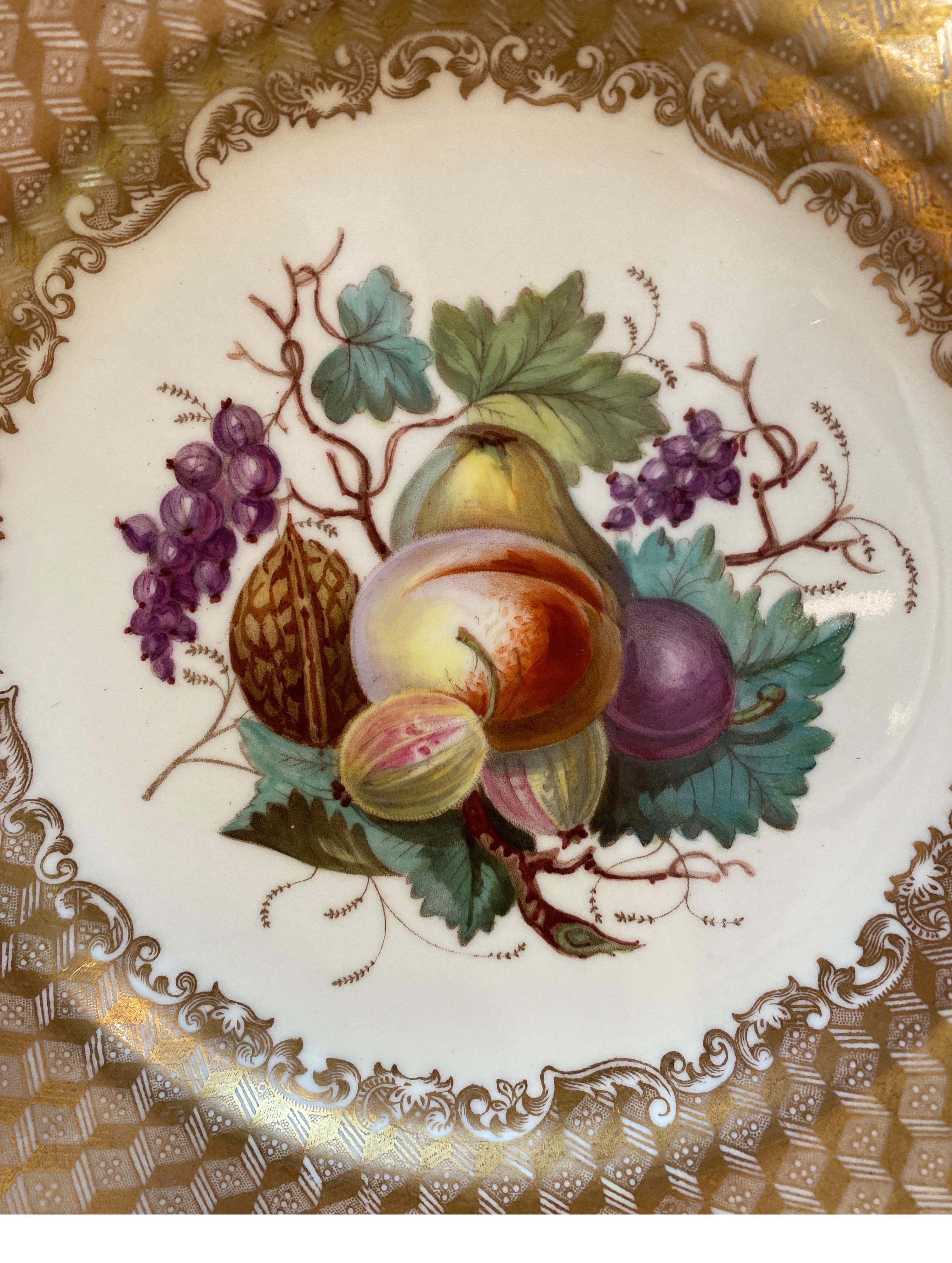 Début du 20ème siècle Lot de 10 assiettes à fruits anciennes anglaises Copeland Spode peintes à la main en vente