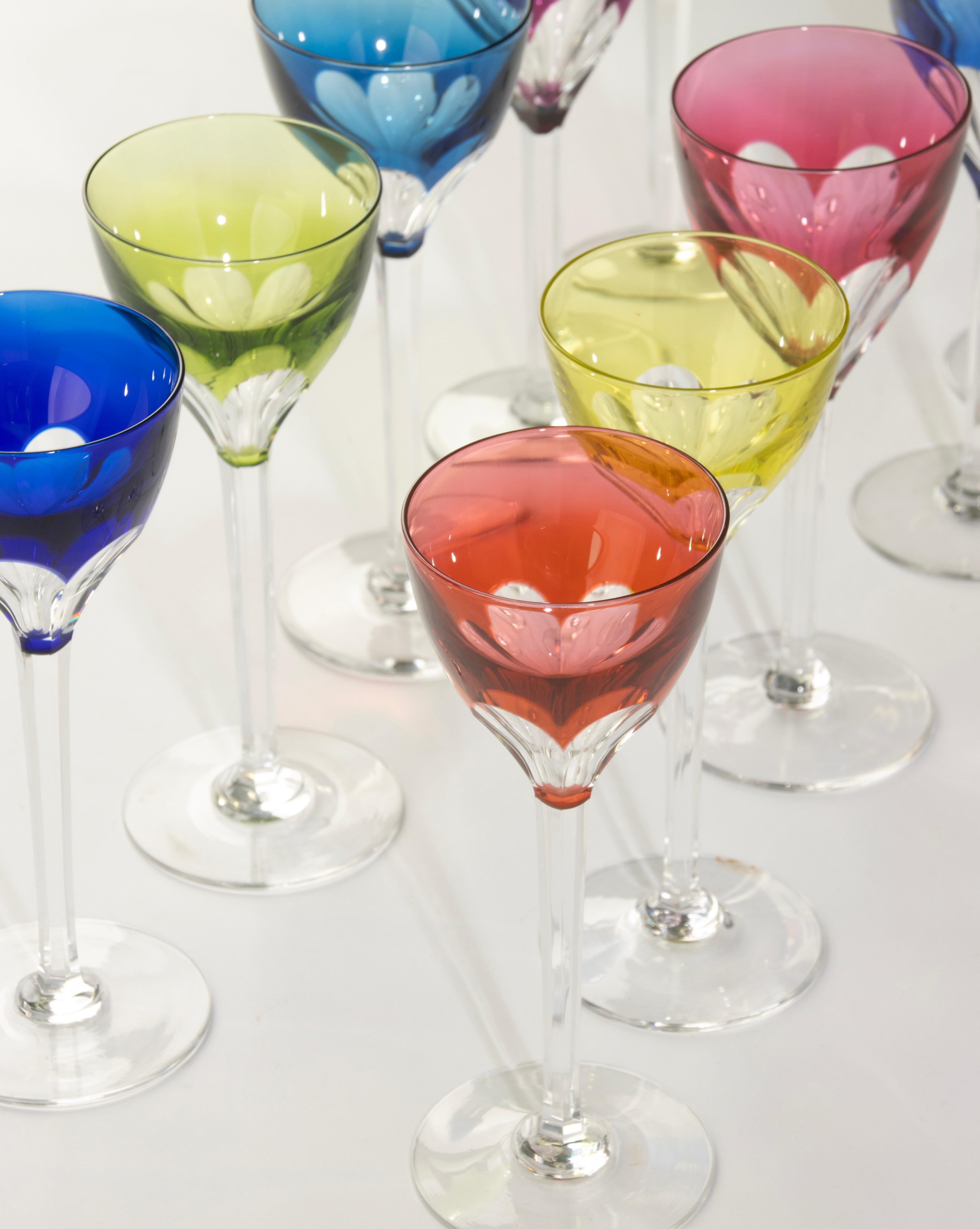 Set of 10 Crystal Colored Wine Glasses - Val Saint Lambert - Model Gevaert (Handgefertigt) im Angebot