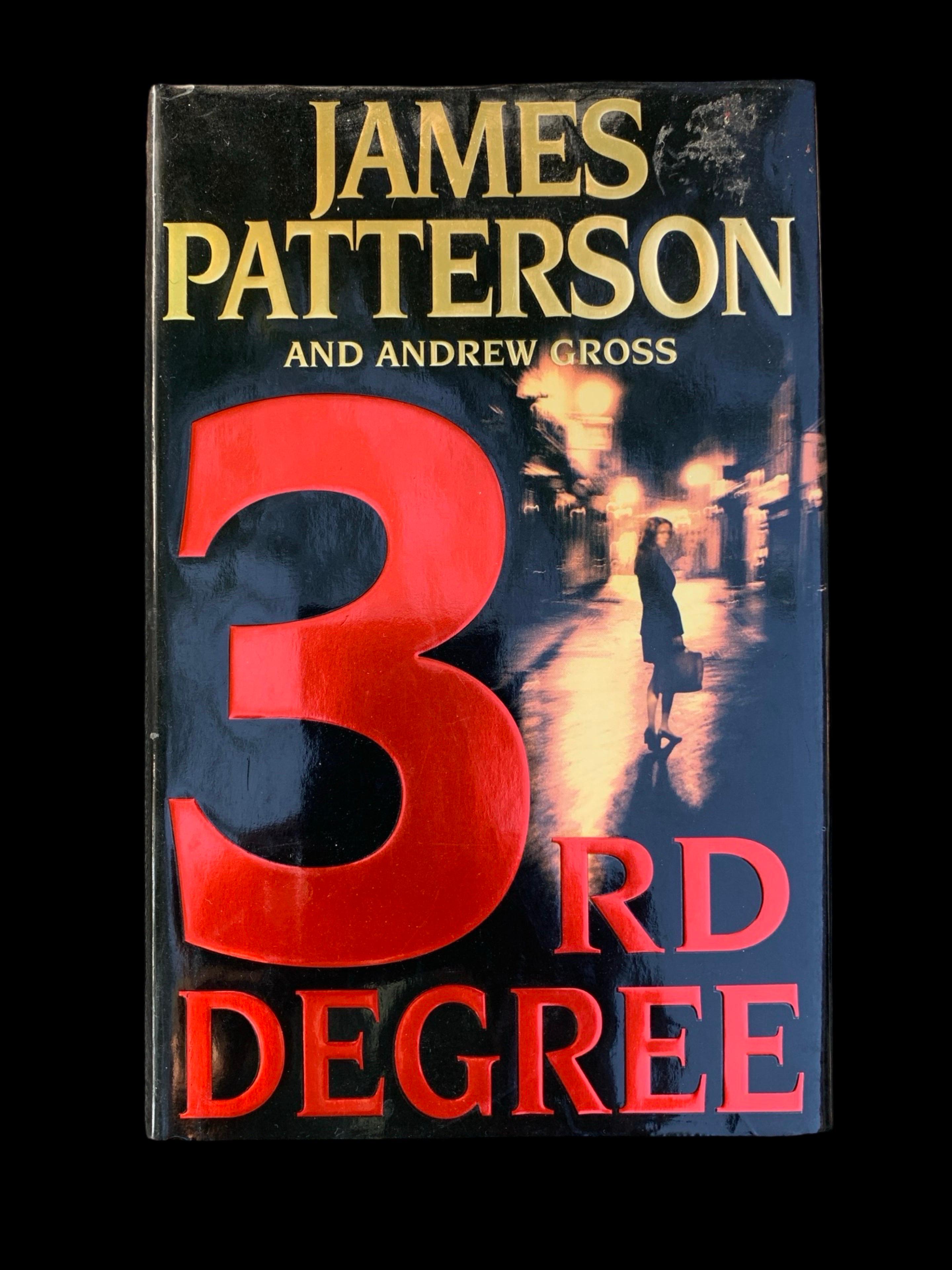 Set of 10 Curated James Patterson Slip-Covered Books Library/ Media Room Display For Sale 5