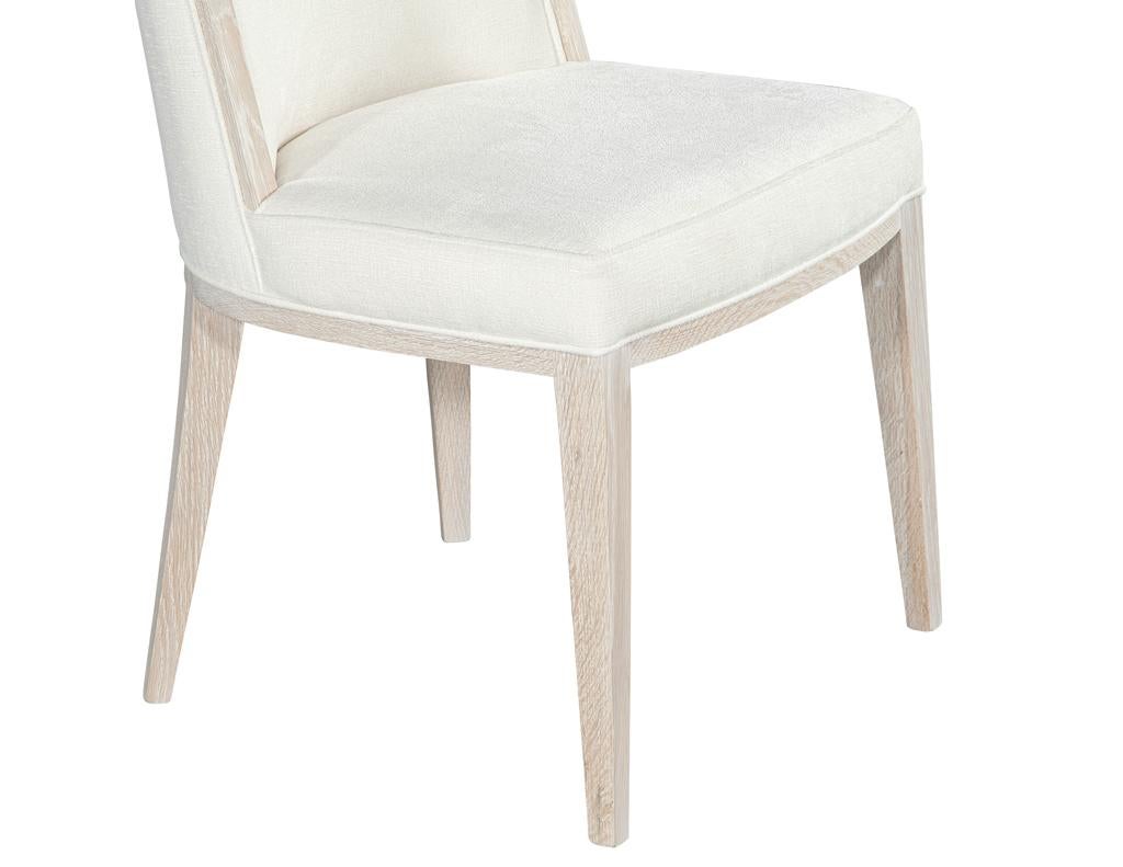 Set von 10 modernen Esszimmerstühlen aus Eiche in gebleichter Oberfläche, maßgefertigt im Angebot 3