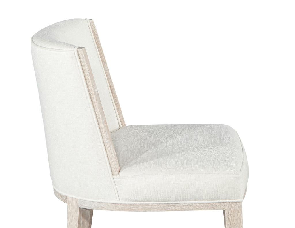 Set von 10 modernen Esszimmerstühlen aus Eiche in gebleichter Oberfläche, maßgefertigt im Angebot 7
