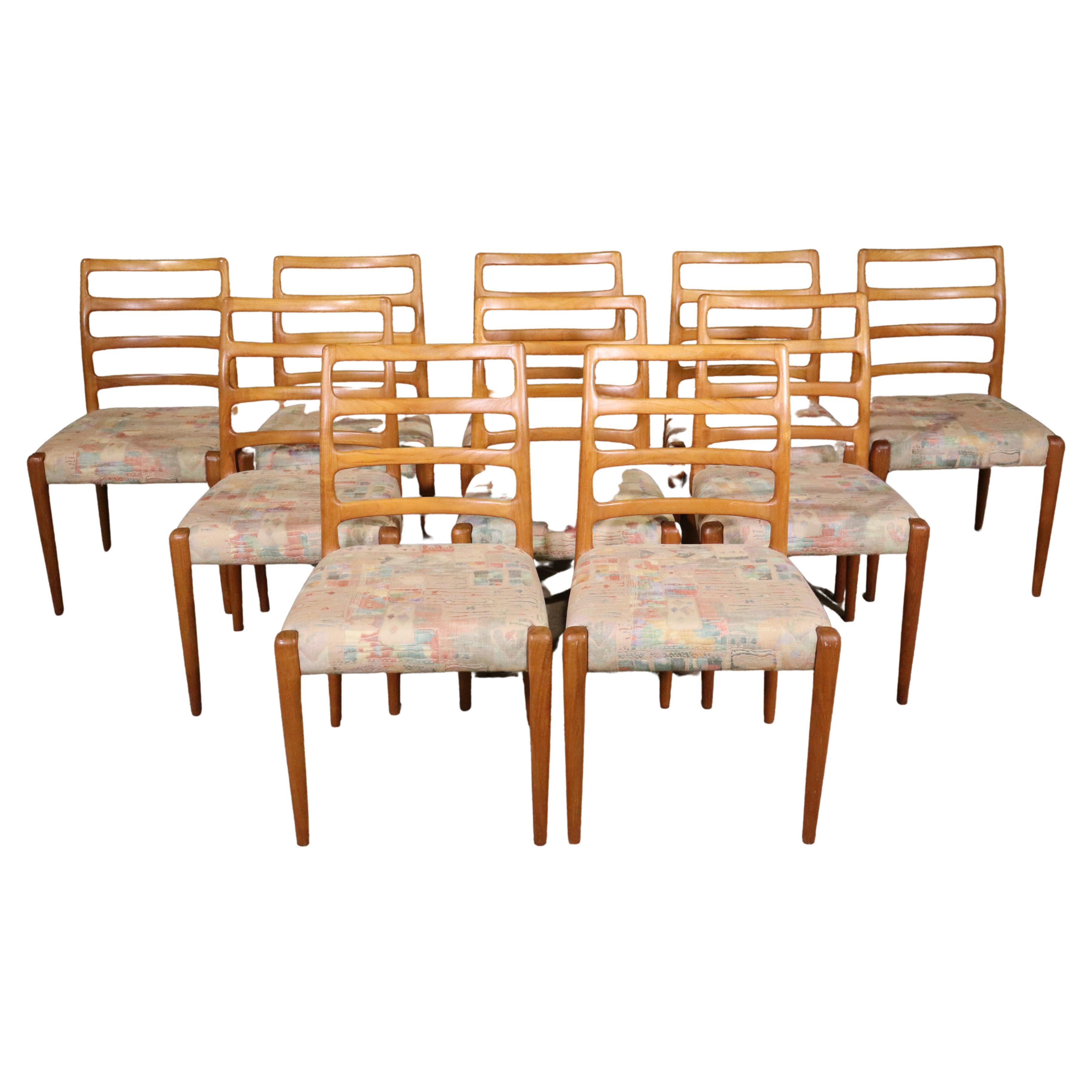 Ensemble de 10 chaises danoises à dossier en échelle en vente