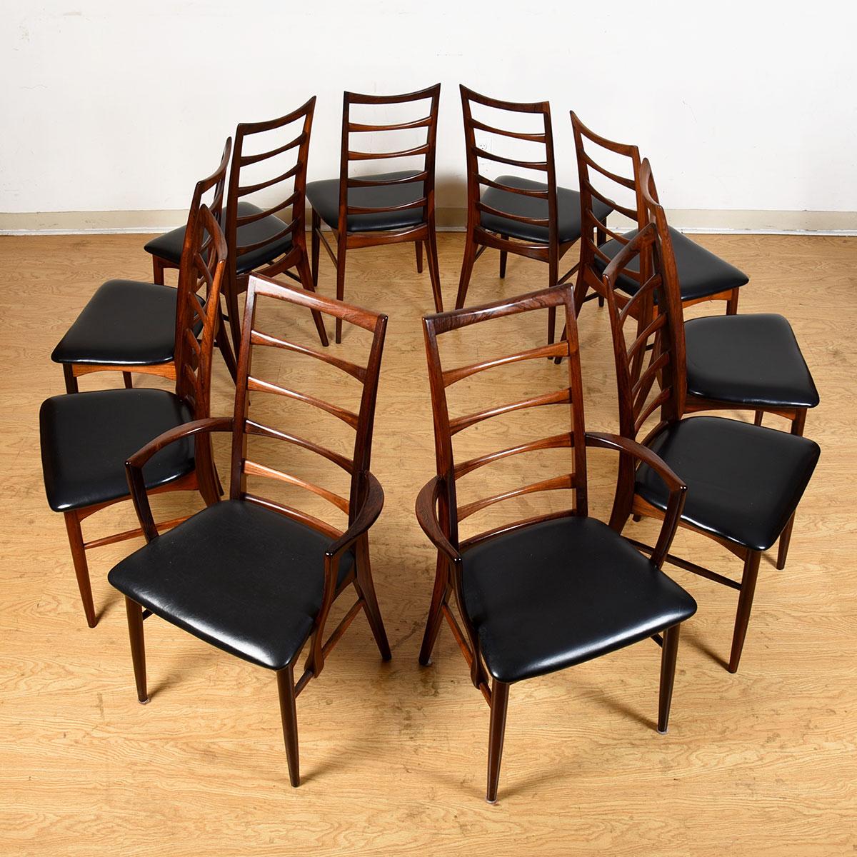 Ensemble de chaises à dossier en bois de rose, magnifiquement proportionnées et raffinées, de Koefoeds Hornslet. Deux fauteuils et huit chaises d'appoint. Les chaises n'ont rien de plus sexy que ces chaises élégantes, confortables et