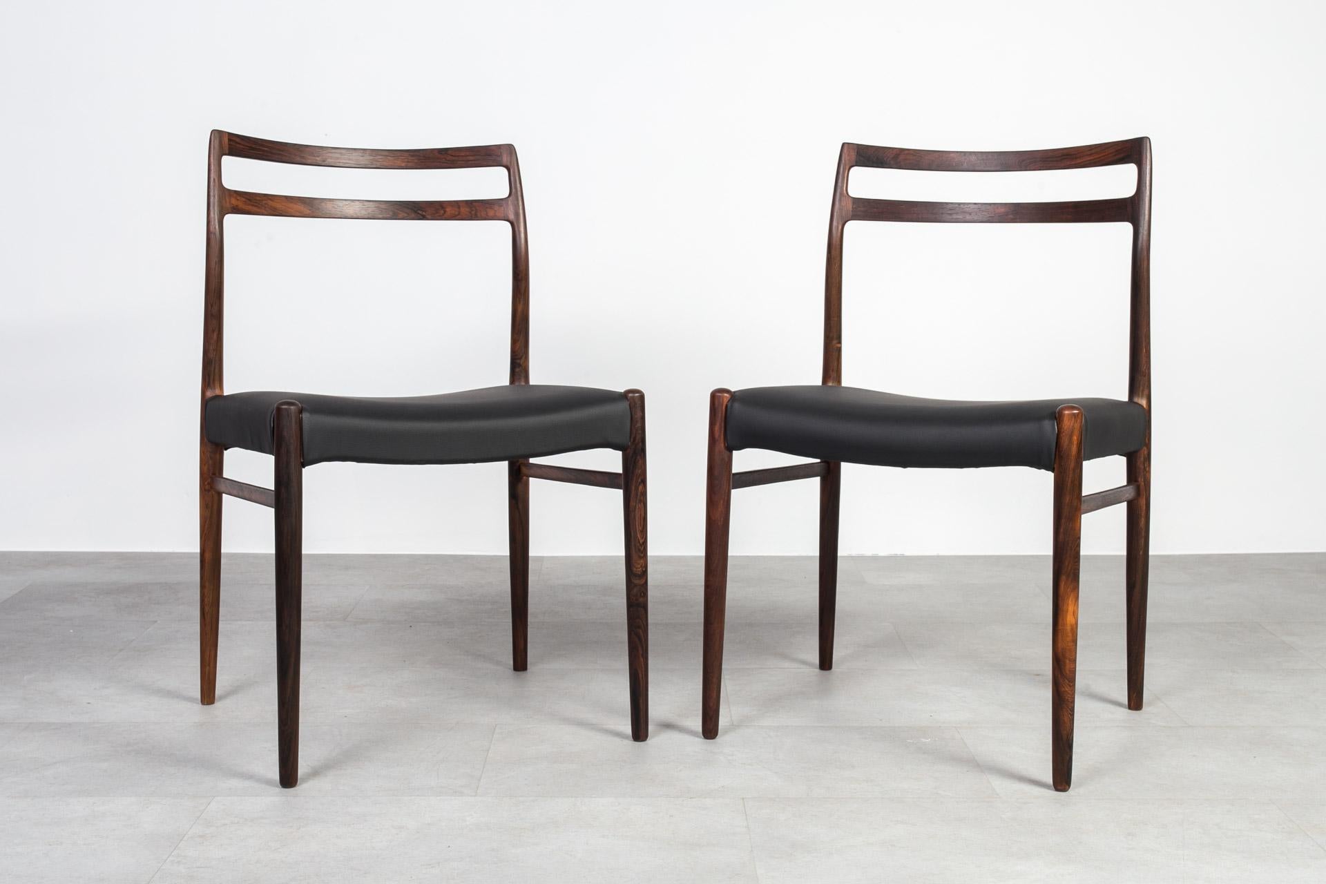 Satz von 10 Esszimmerstühlen von Alf Aarseth für Gustav Bahus, 1960er Jahre, vollständig restauriert (Norwegisch) im Angebot
