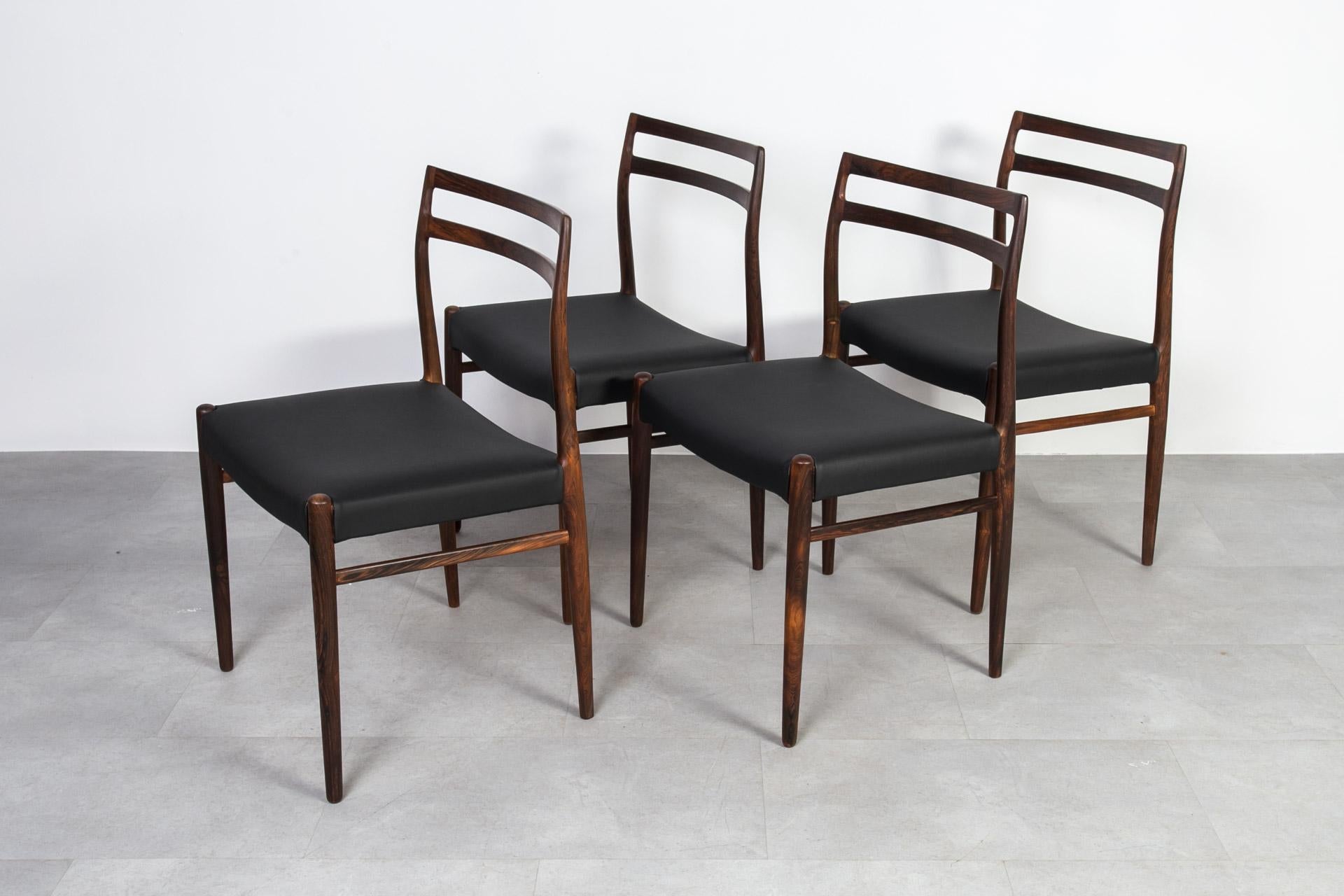 Satz von 10 Esszimmerstühlen von Alf Aarseth für Gustav Bahus, 1960er Jahre, vollständig restauriert (Geölt) im Angebot