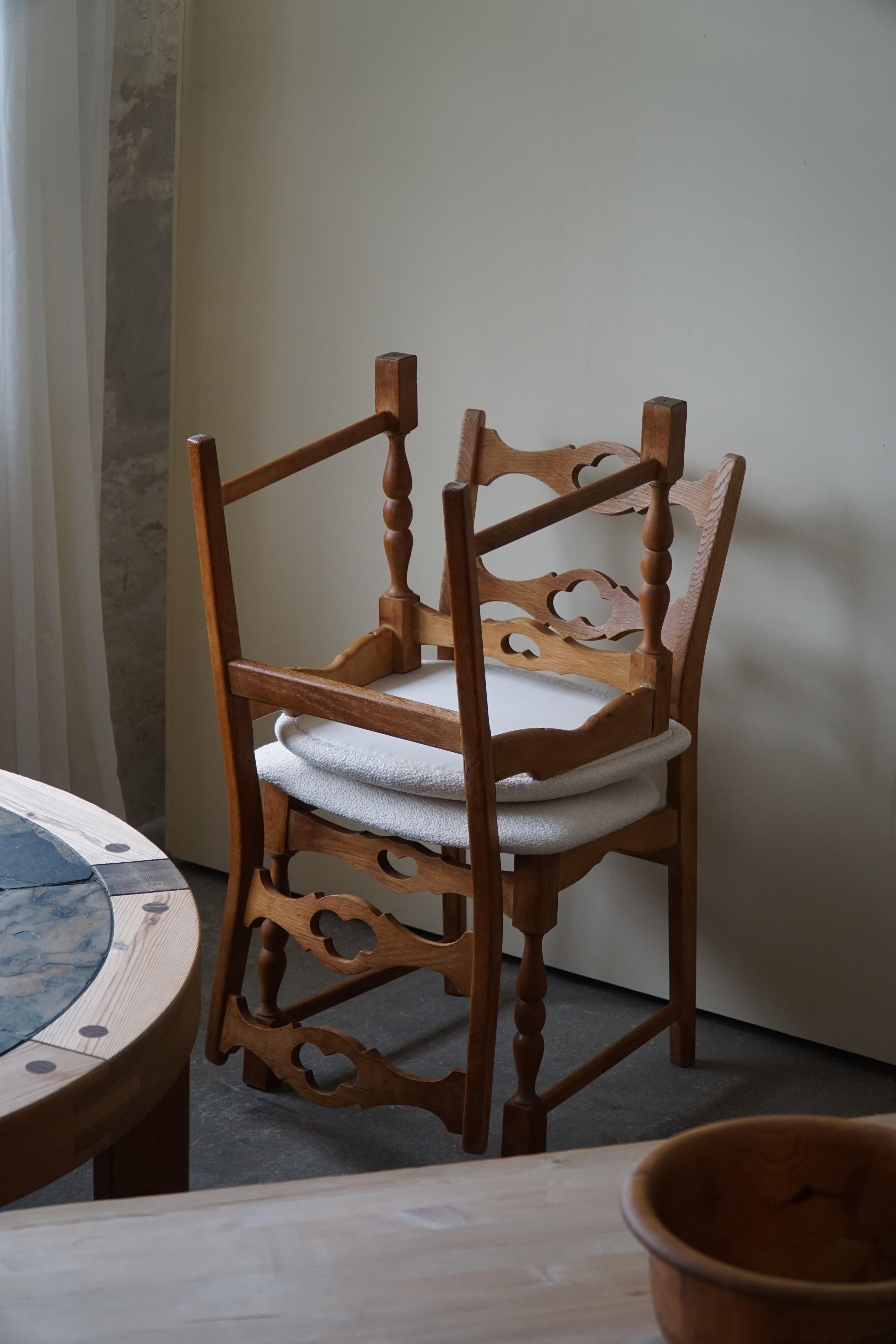 Set of 10 Dining Chairs in Oak & Bouclé, Henning Kjærnulf, Danish Modern, 1960s 11