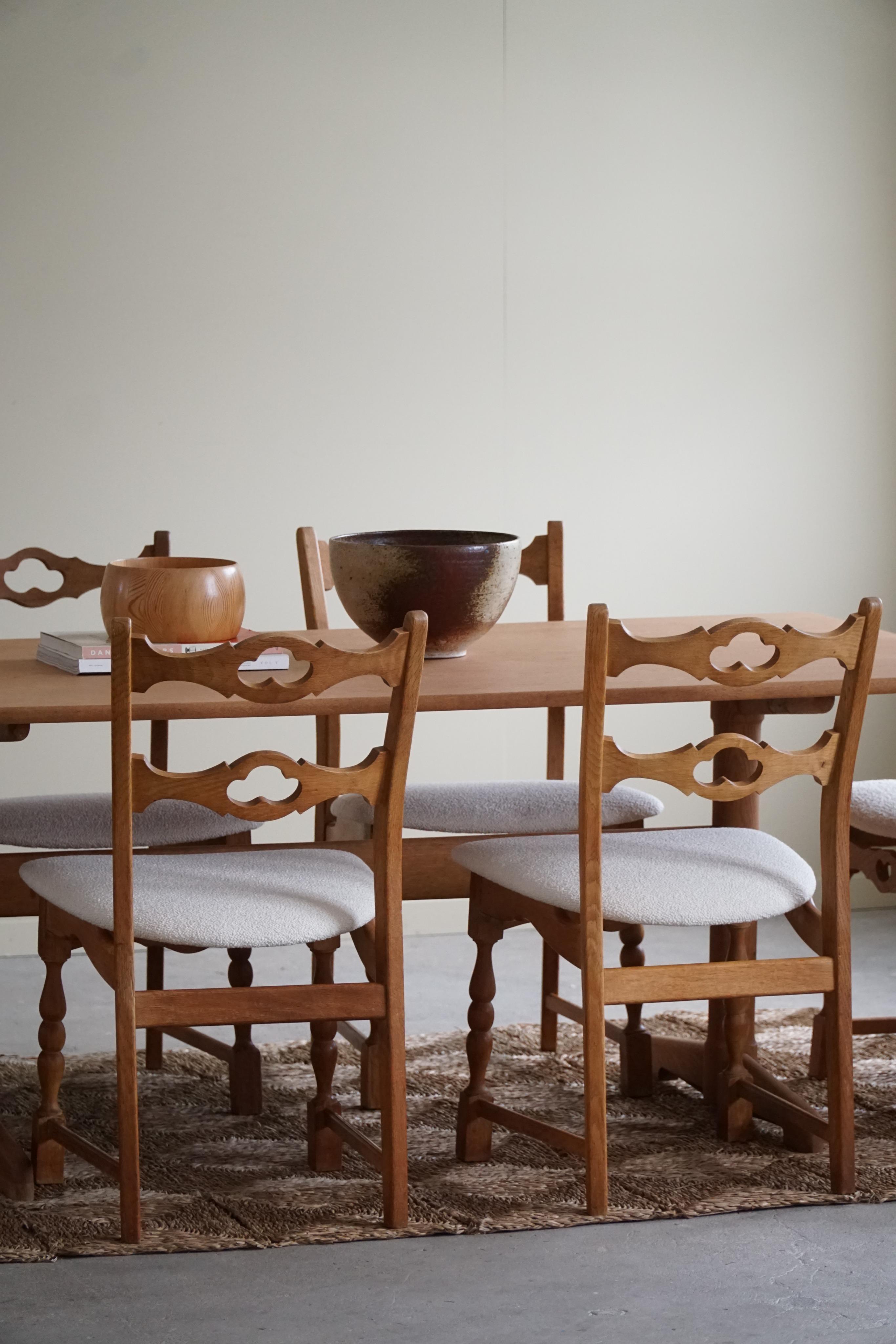 Set of 10 Dining Chairs in Oak & Bouclé, Henning Kjærnulf, Danish Modern, 1960s 14