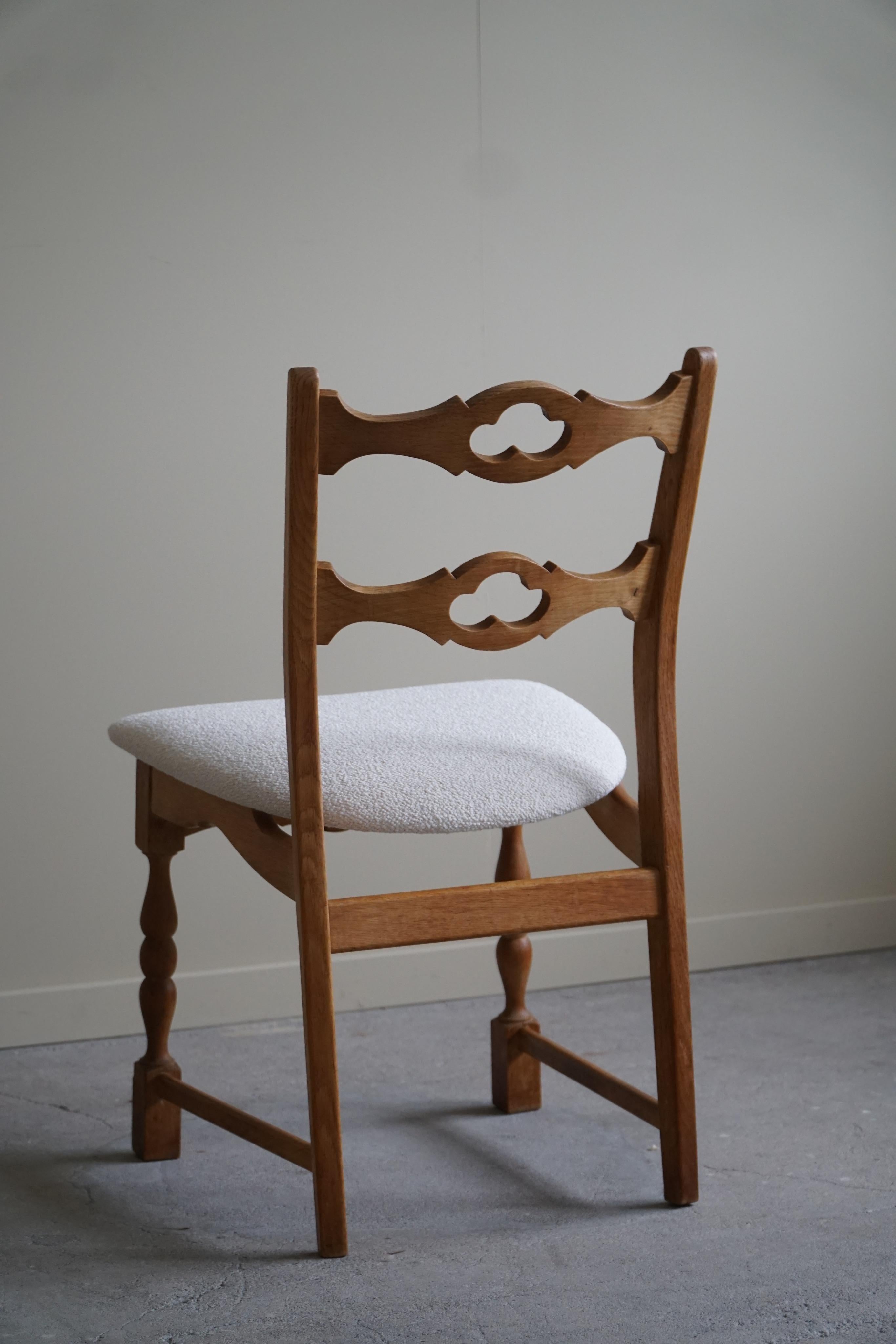 Set of 10 Dining Chairs in Oak & Bouclé, Henning Kjærnulf, Danish Modern, 1960s 3