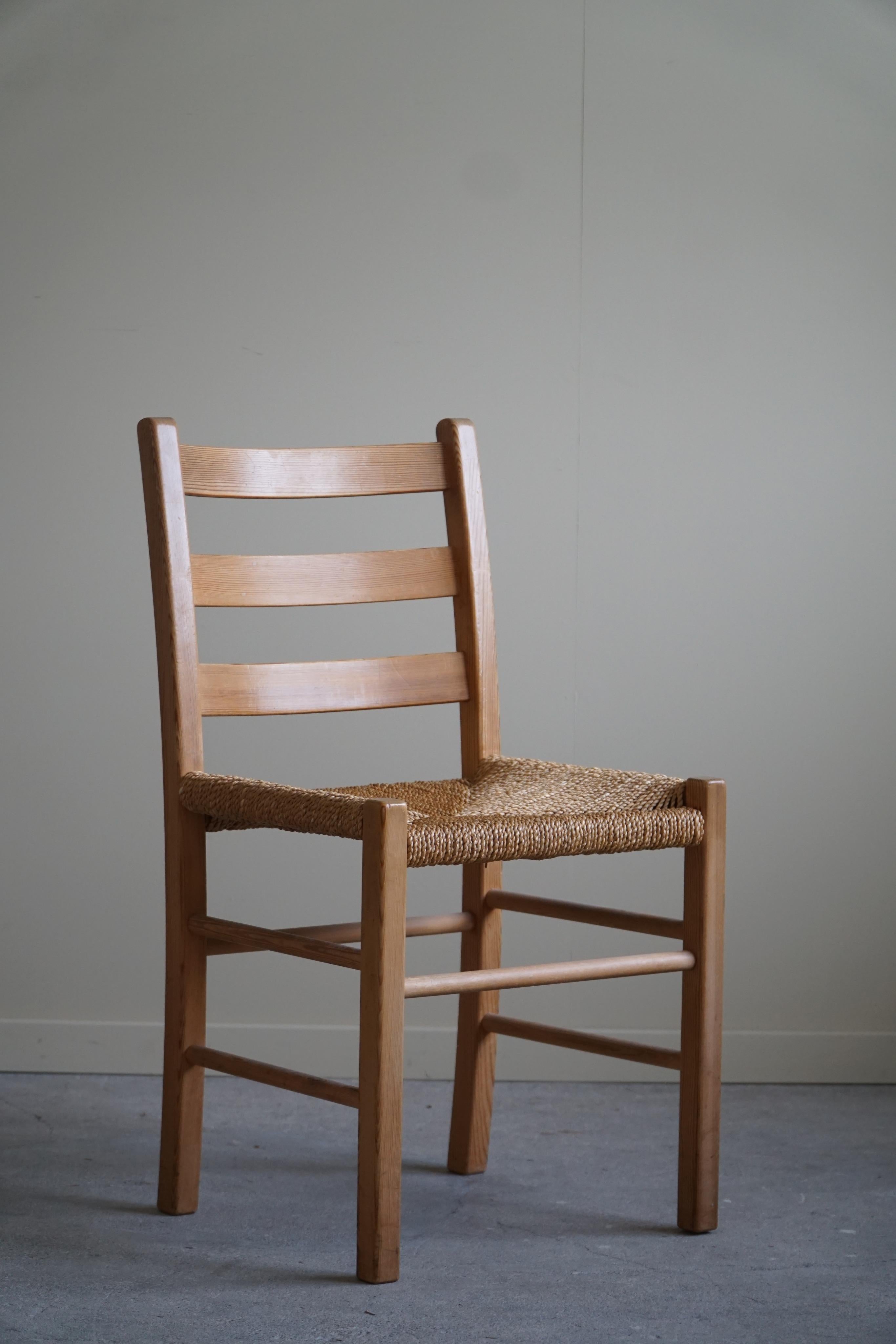 Set of 10 Dining Chairs in Pine & Seagrass Seats, Danish Mid Century, 1960s 7