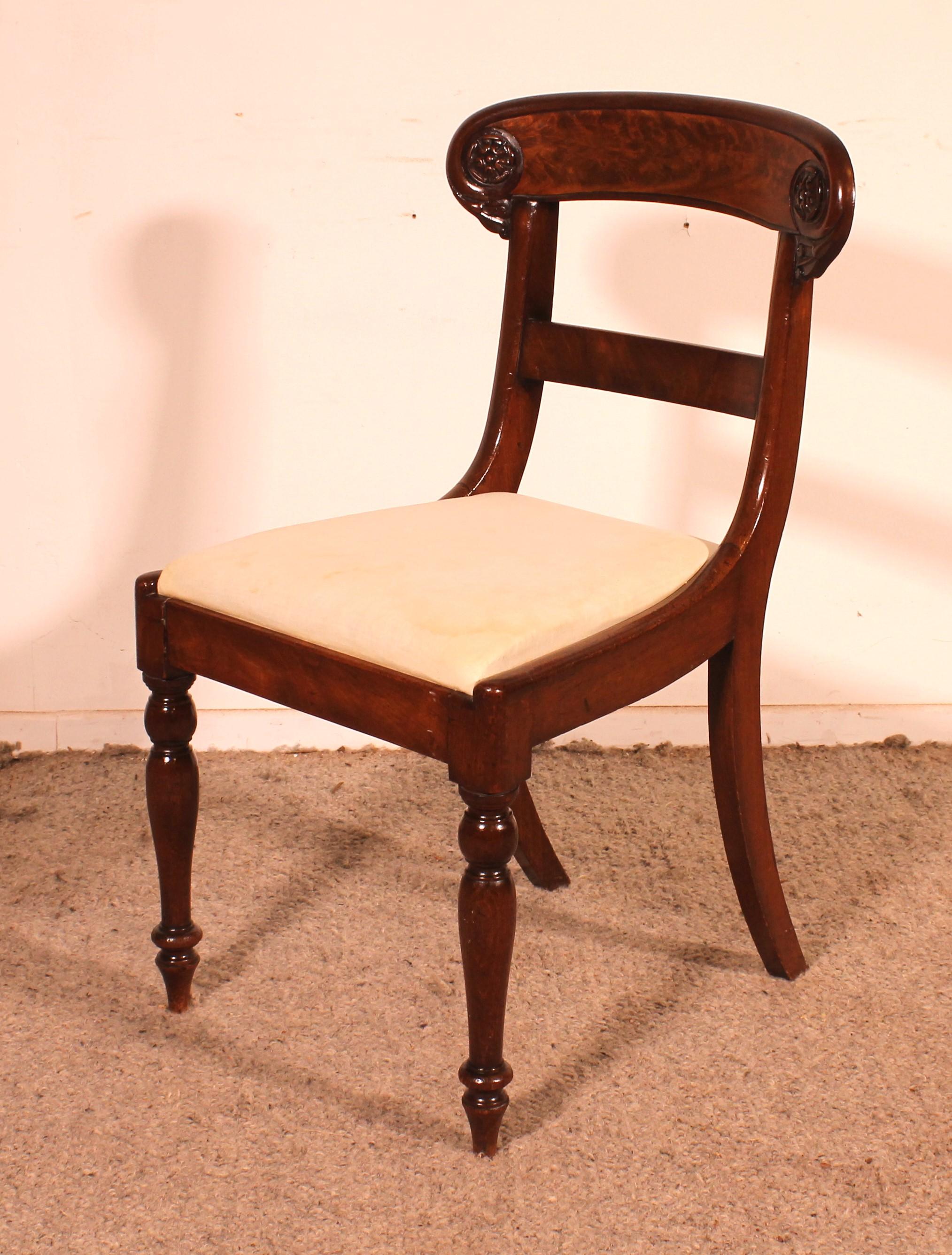 Ensemble de 10 chaises en acajou du début du 19e siècle en vente 5