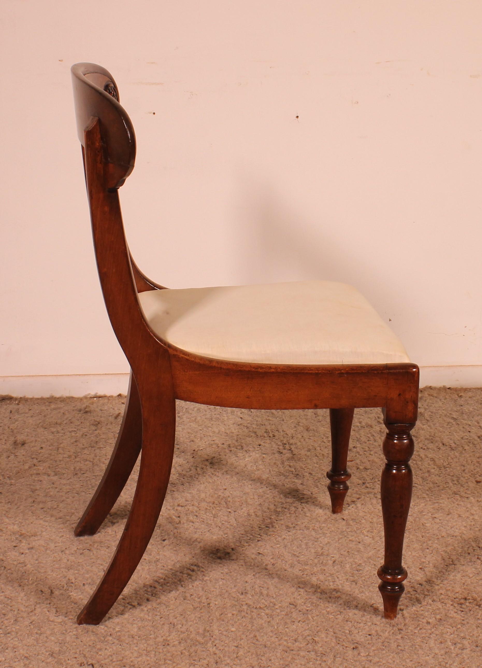 Ensemble de 10 chaises en acajou du début du 19e siècle en vente 2