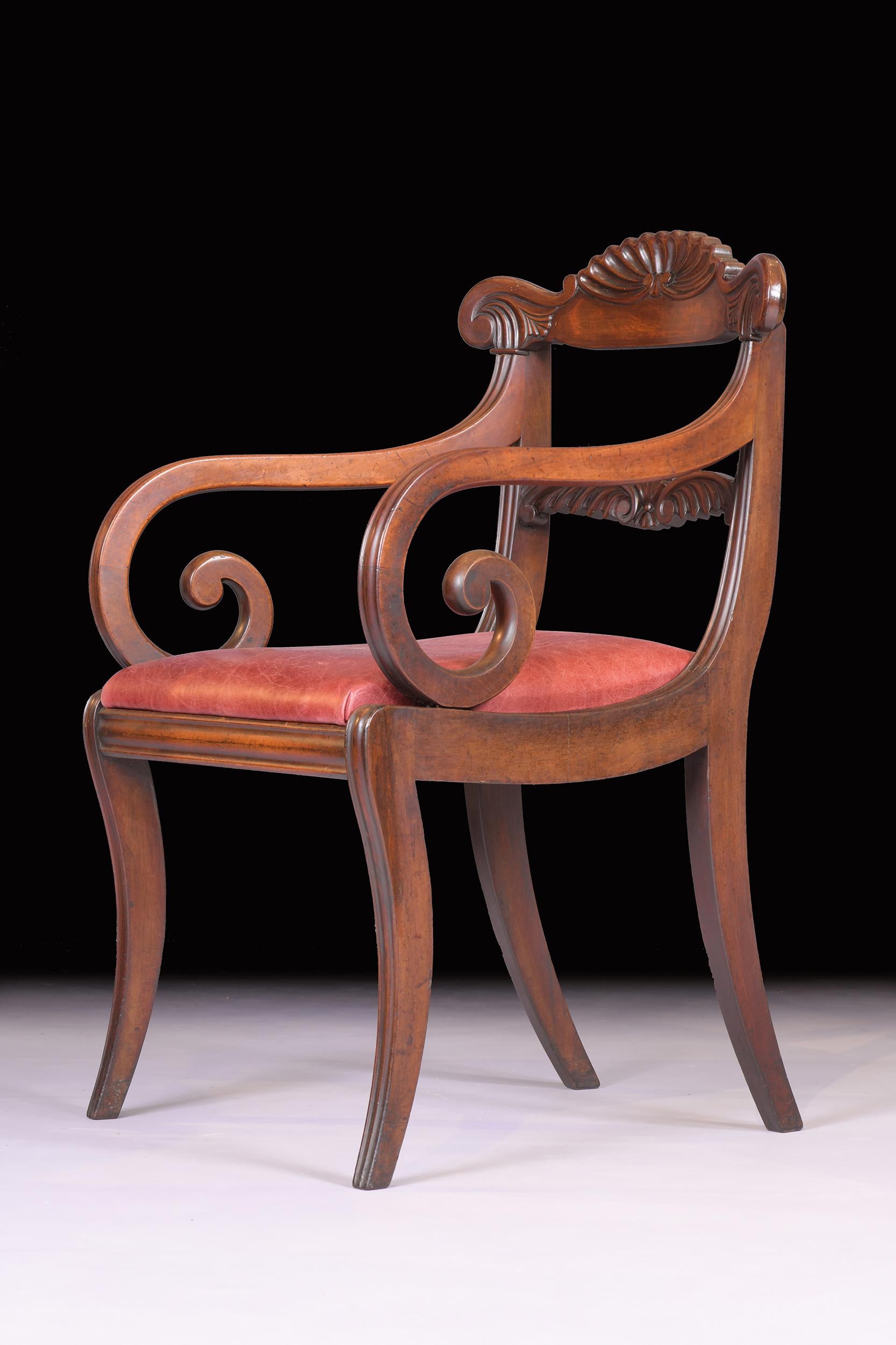 Set von 10 Regency-Mahagoni-Esszimmerstühlen aus dem frühen 19. Jahrhundert im Angebot 1
