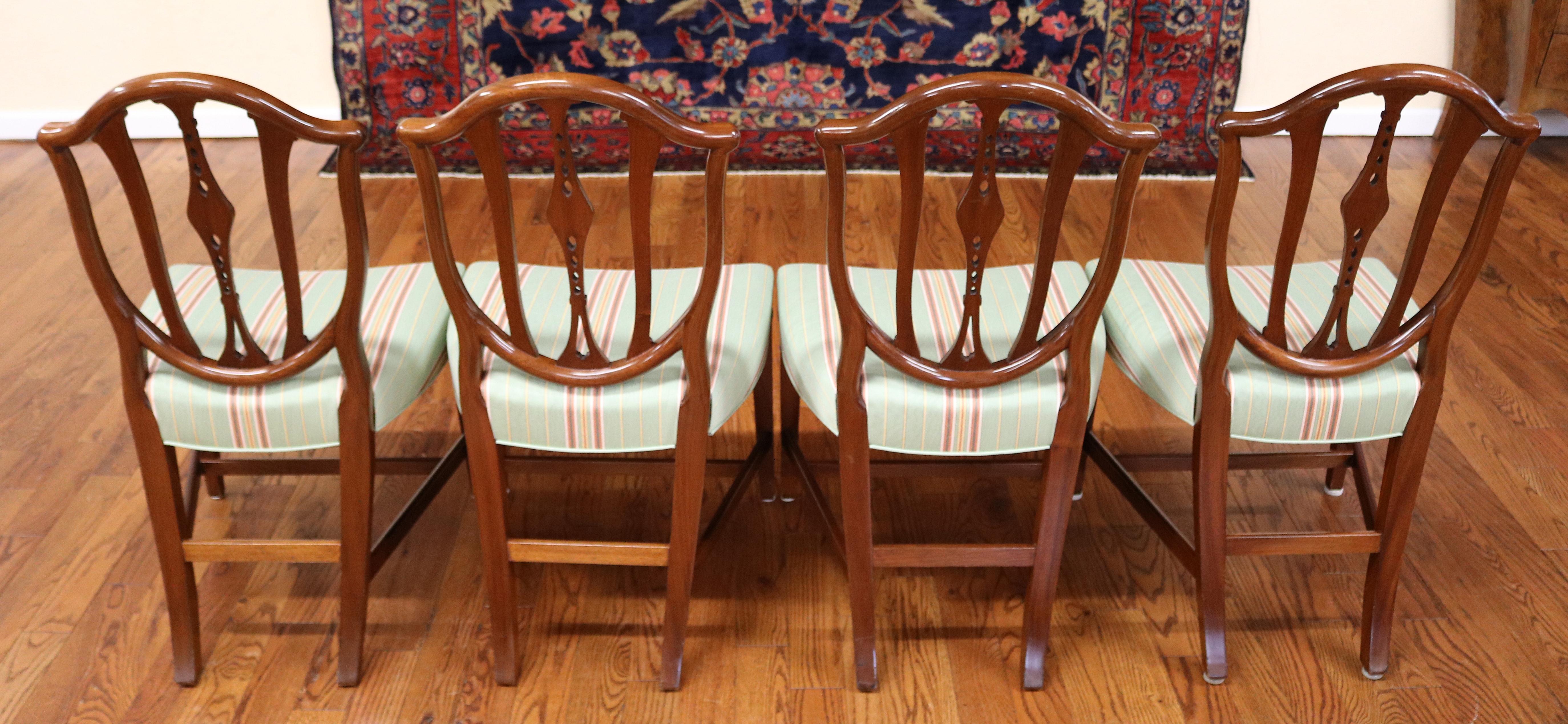 Set of 10 Early 20th Century Mahogany Baltimore Hepplewhite Dining Chairs For Sale 6