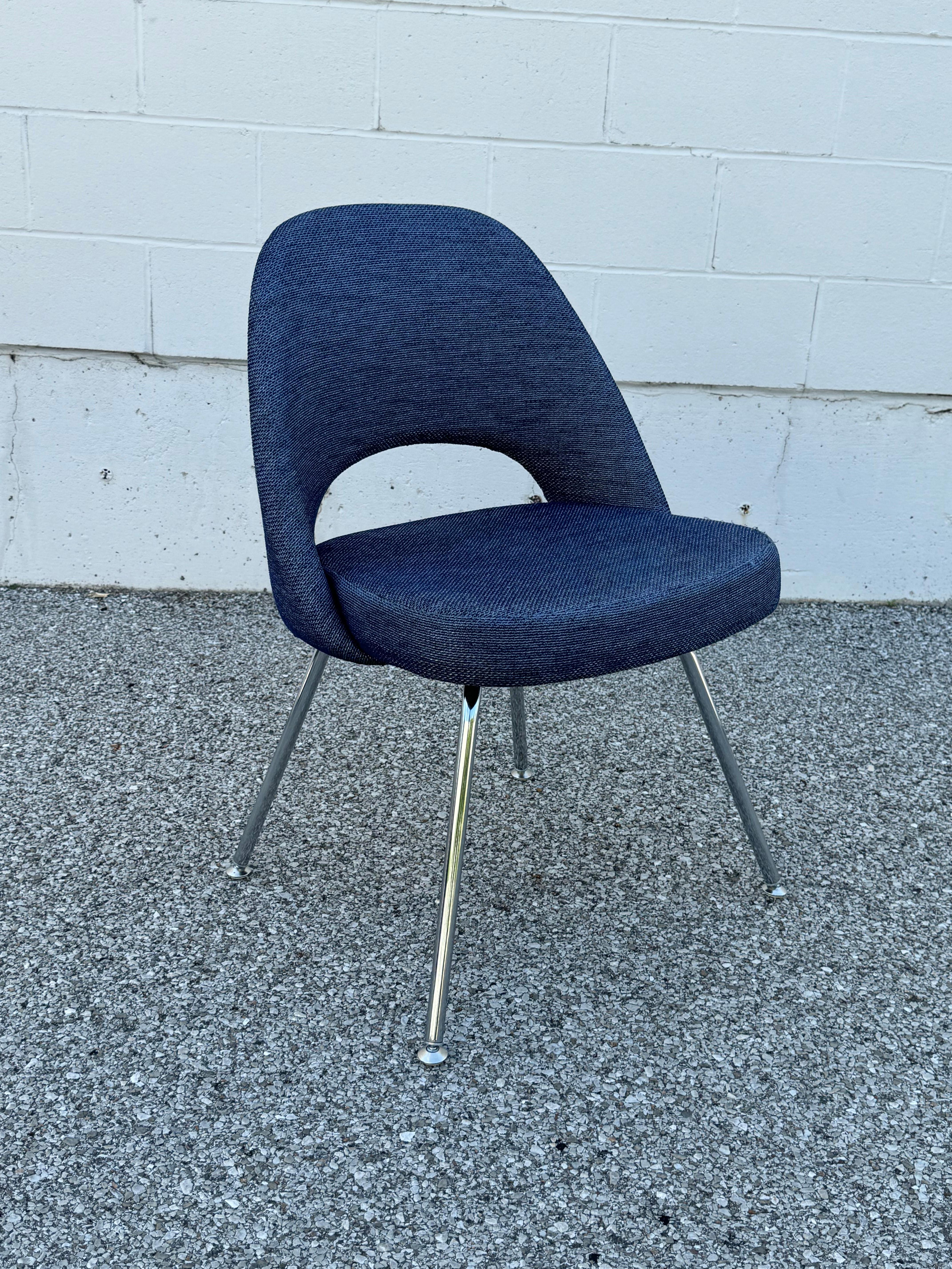 Set of 10 Eero Saarinen for Knoll 72C Executive Armless Chairs Chrome Legs *2016 For Sale 5