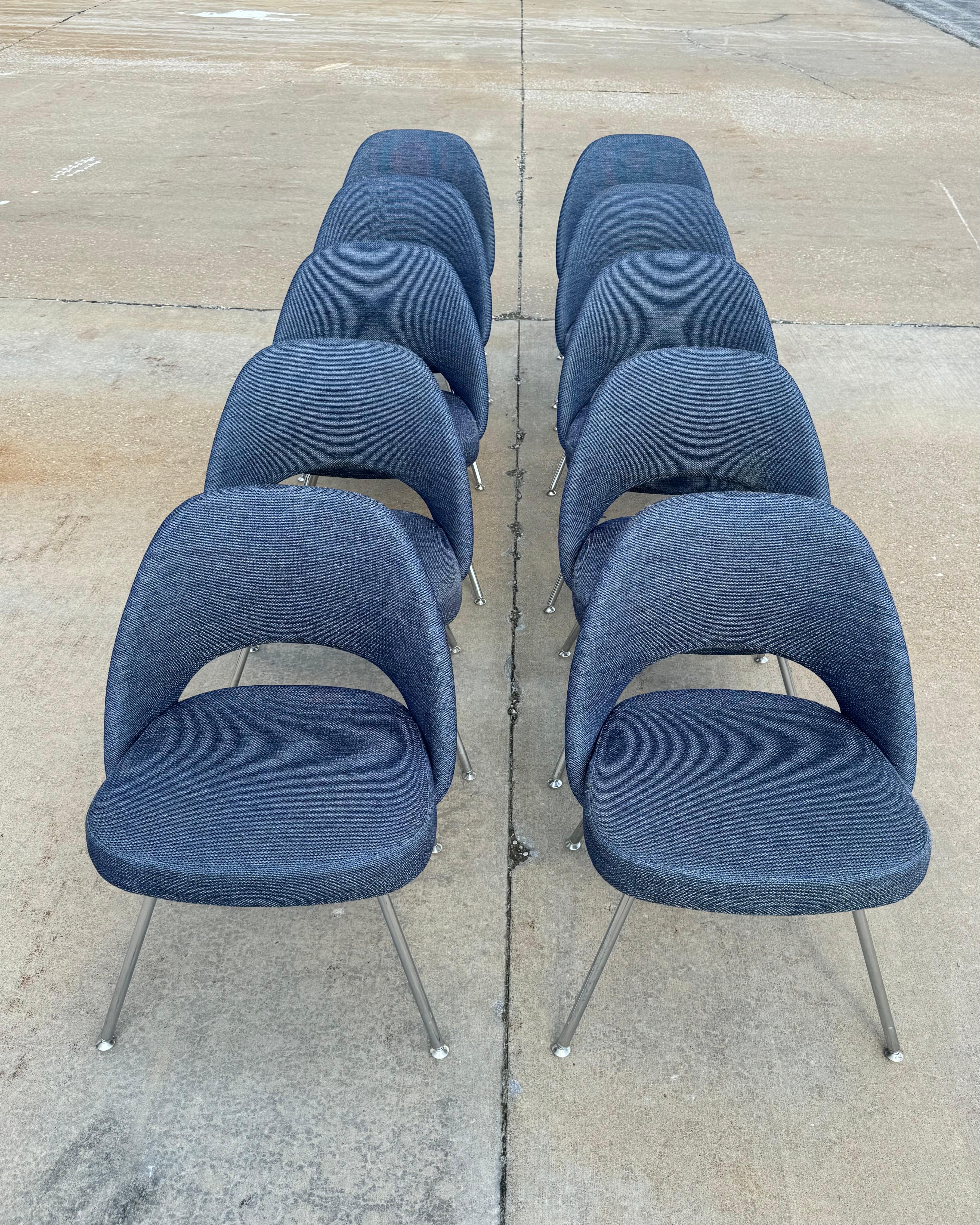 Mid-Century Modern Ensemble de 10 chaises de direction 72C avec pieds chromés Eero Saarinen pour Knoll 2016 en vente